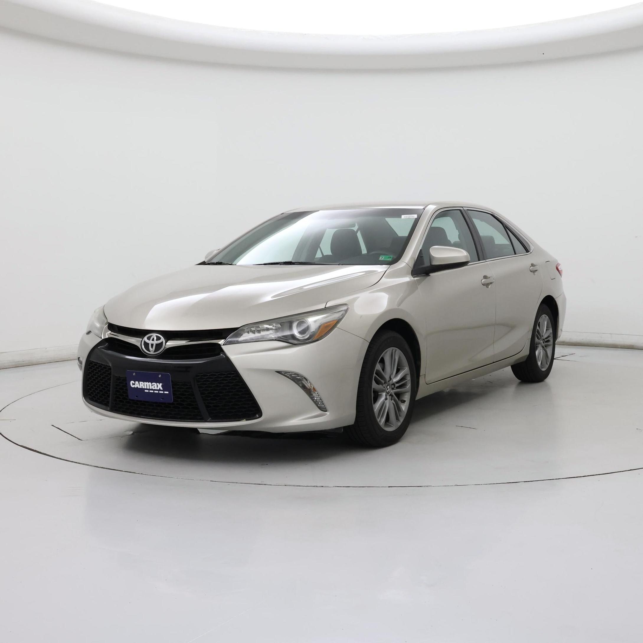 Thumbnail: 2017 Toyota Camry - 4