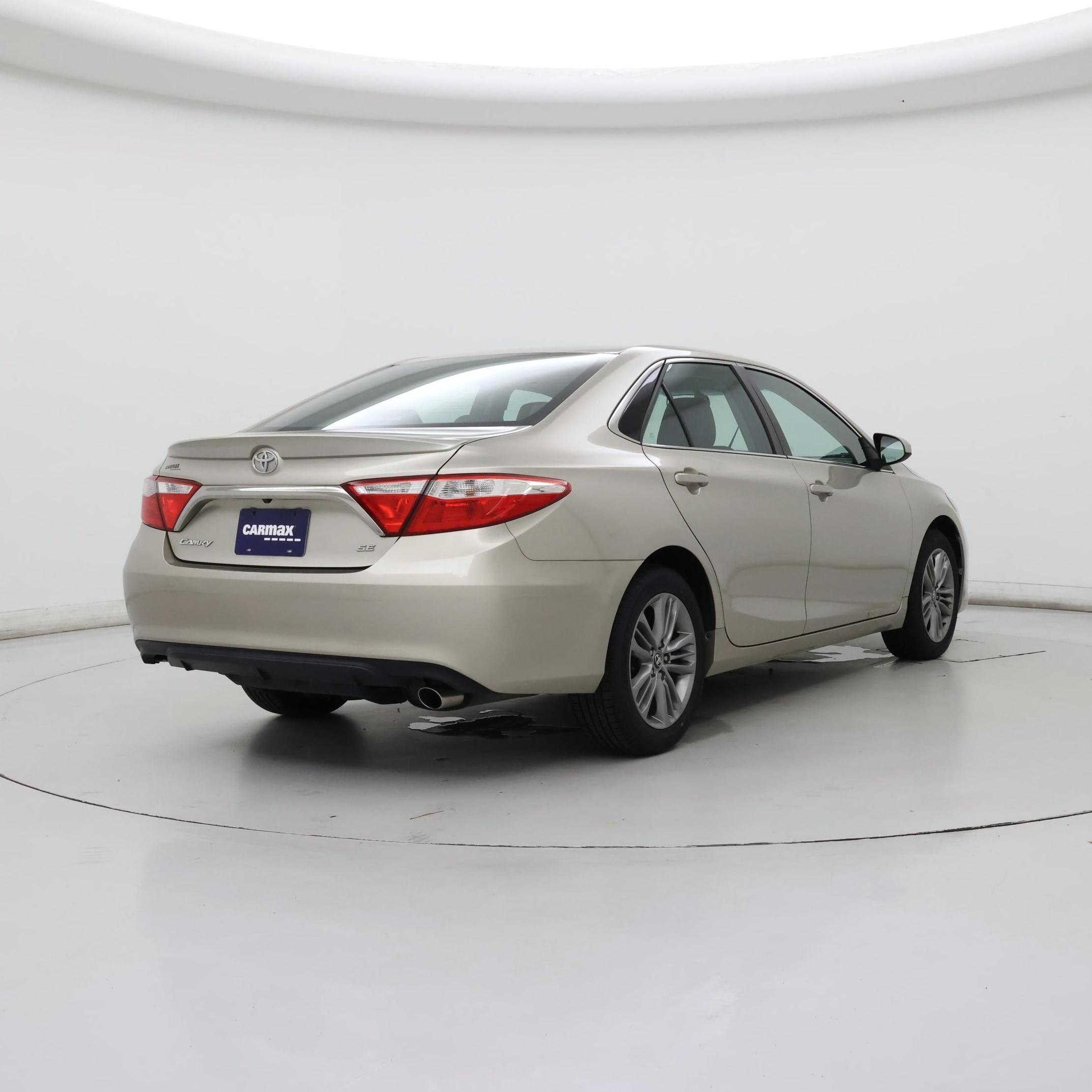 Thumbnail: 2017 Toyota Camry - 8