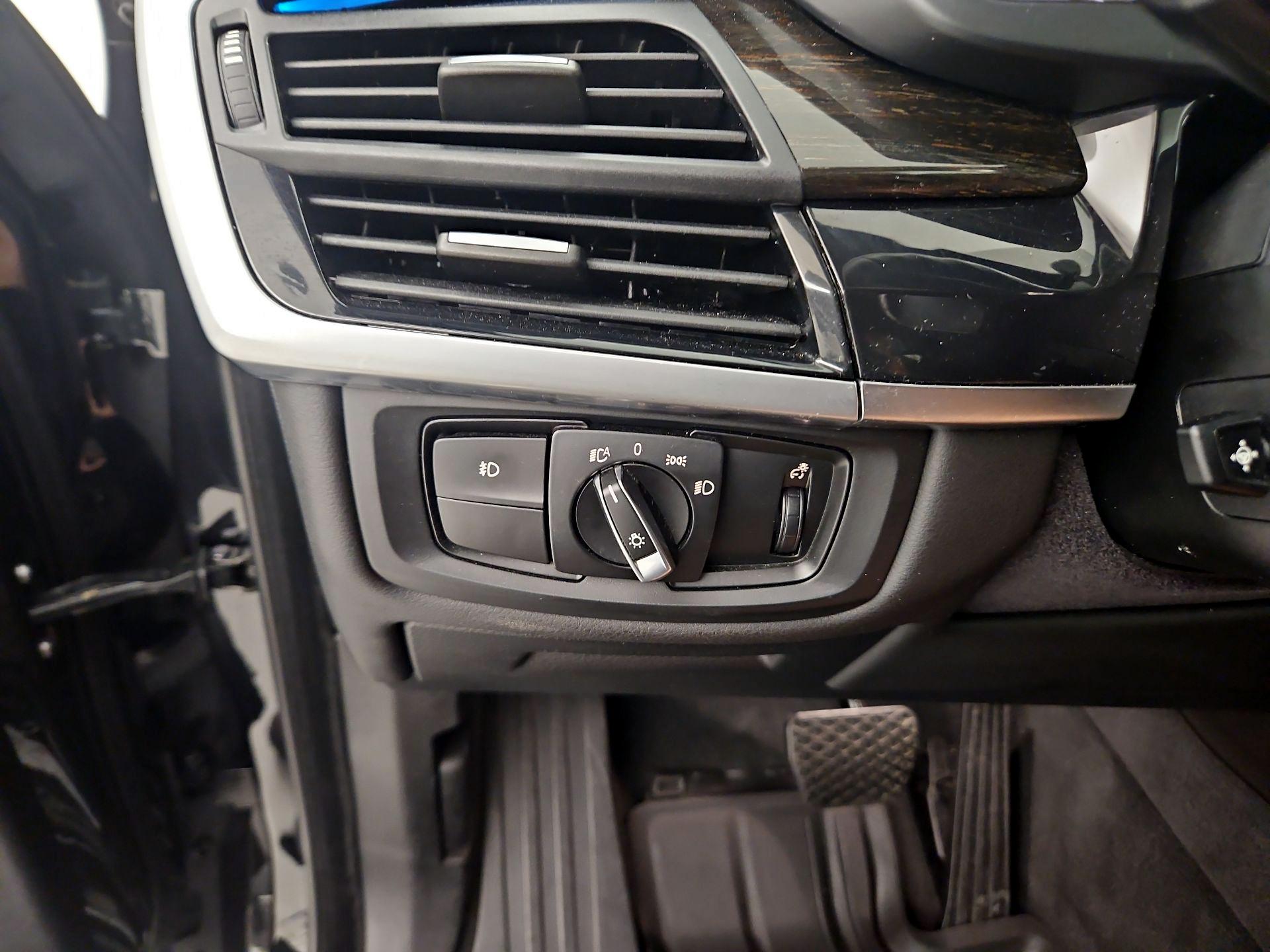 Thumbnail: 2018 BMW X5 - 13