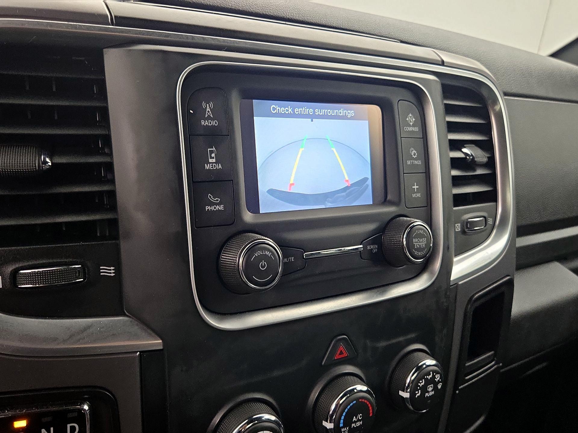 Thumbnail: 2021 RAM 1500 Classic - 14