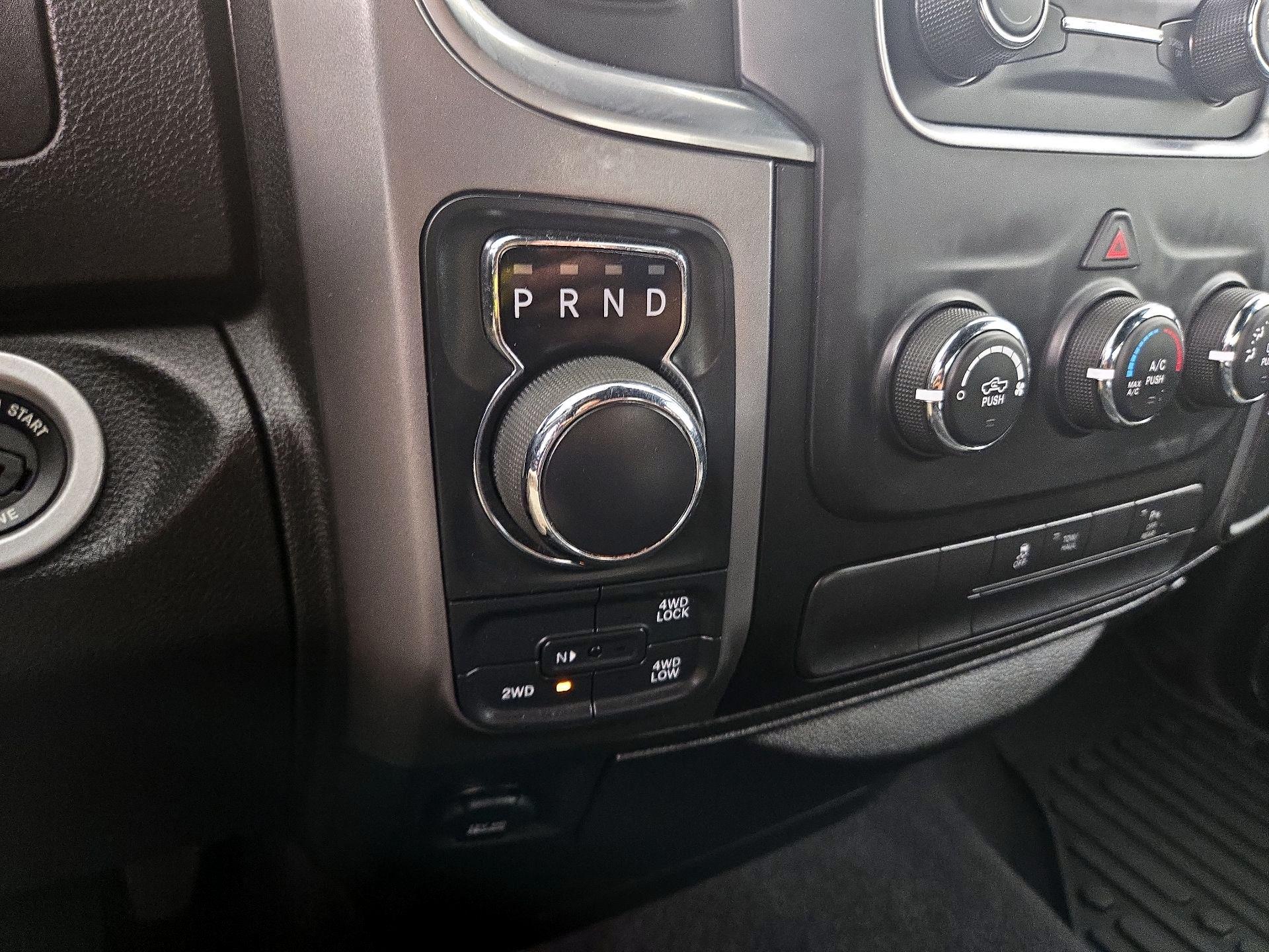 Thumbnail: 2021 RAM 1500 Classic - 17