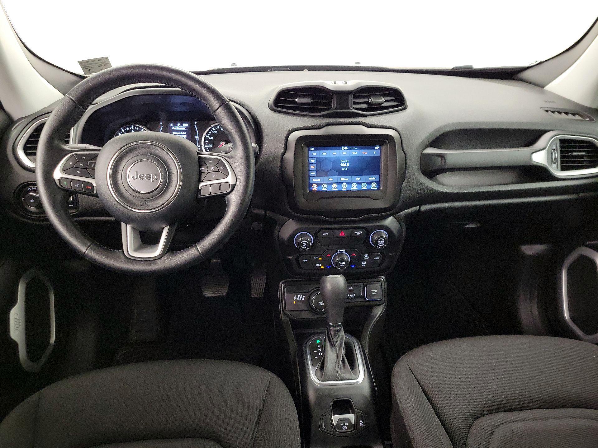 Thumbnail: 2020 Jeep Renegade - 9