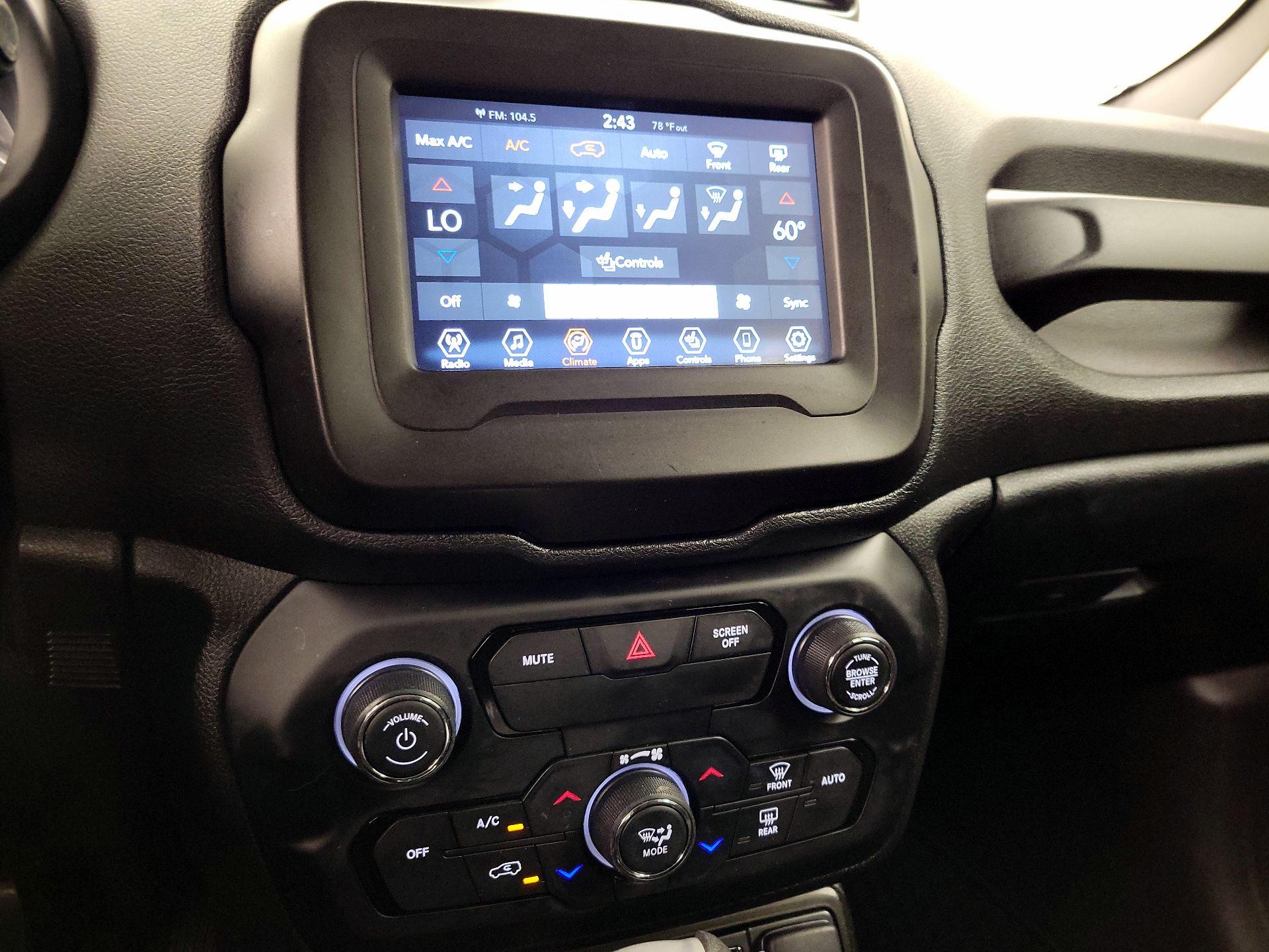 Thumbnail: 2020 Jeep Renegade - 16