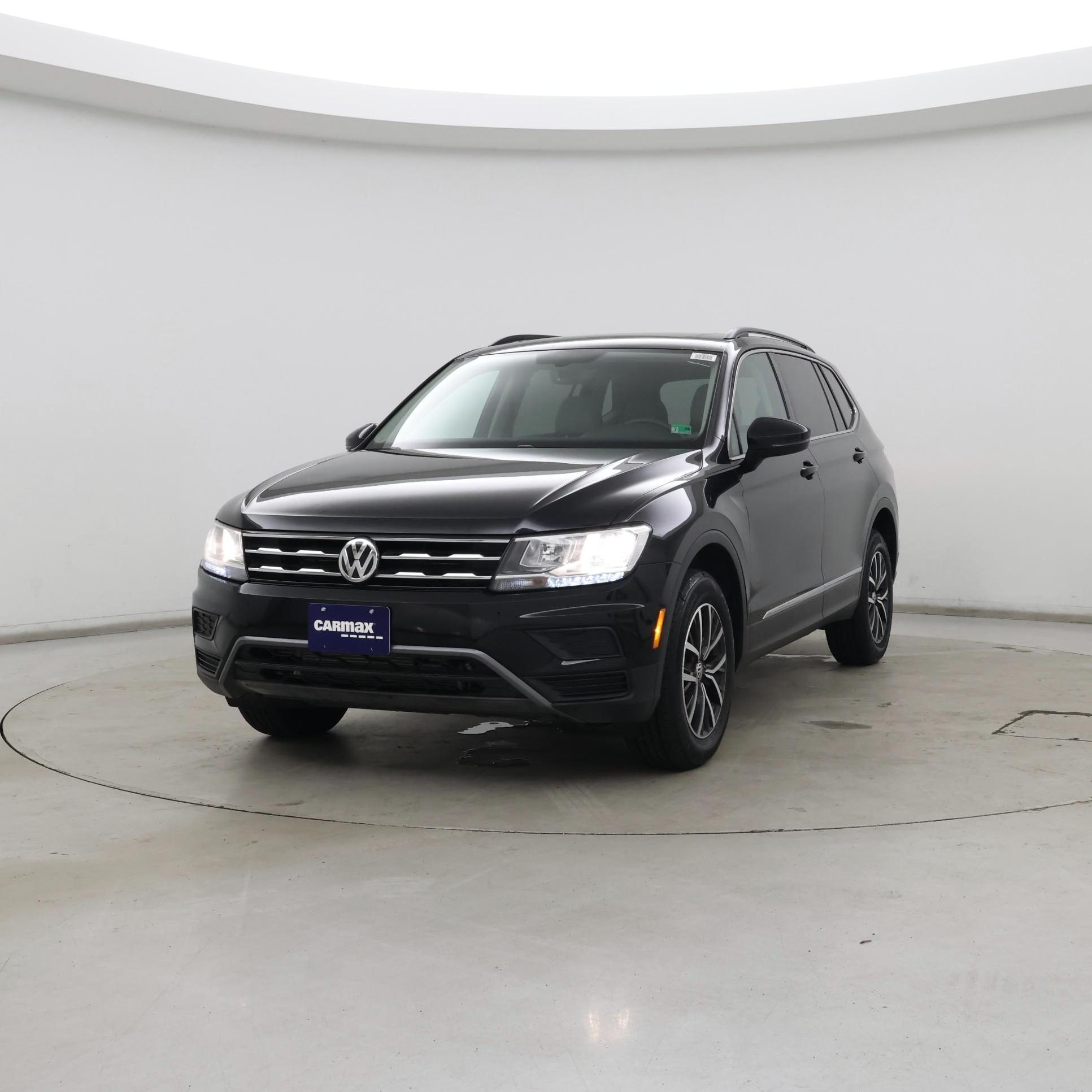 Thumbnail: 2020 Volkswagen Tiguan - 4