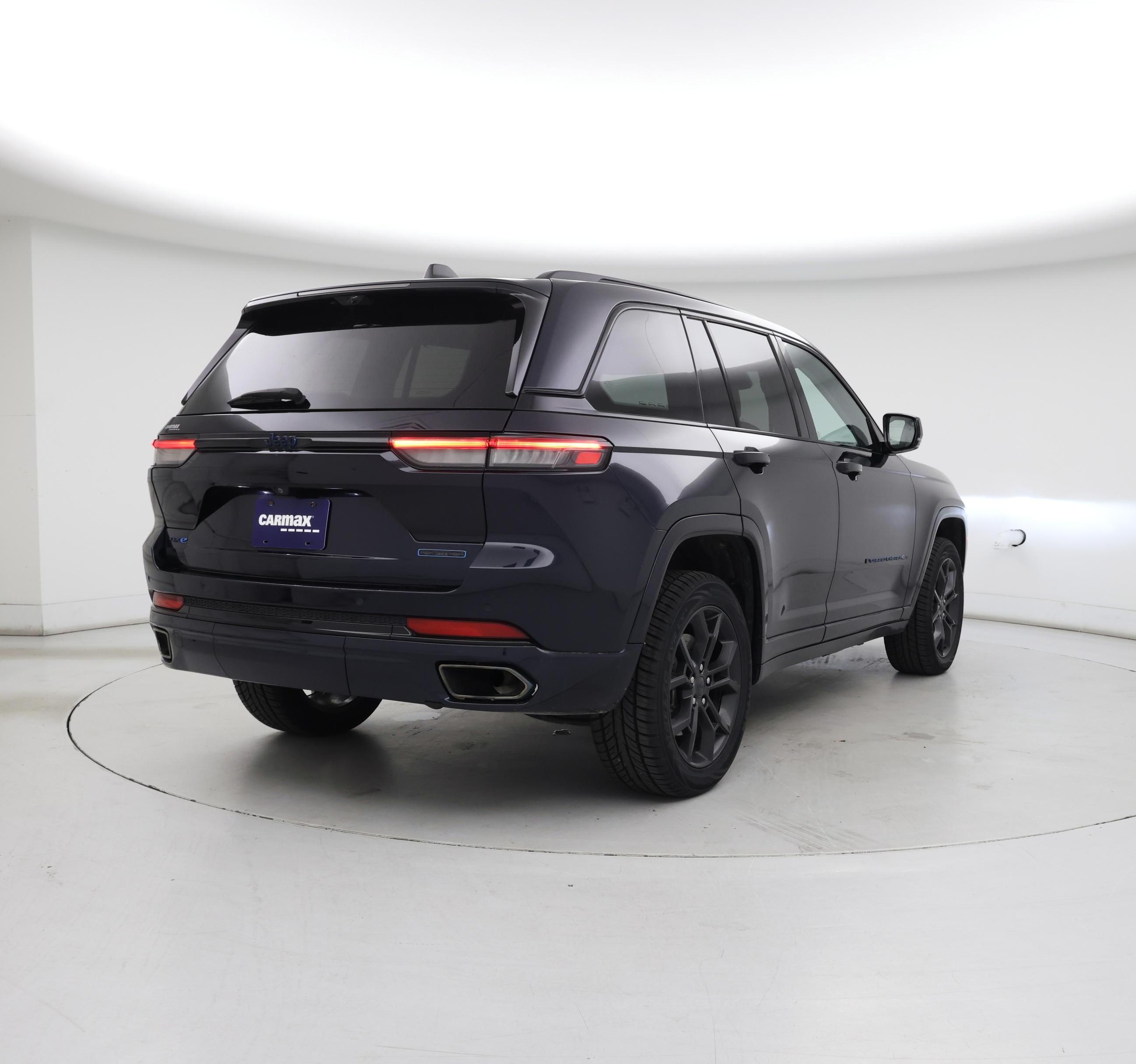 Thumbnail: 2023 Jeep Grand Cherokee - 8