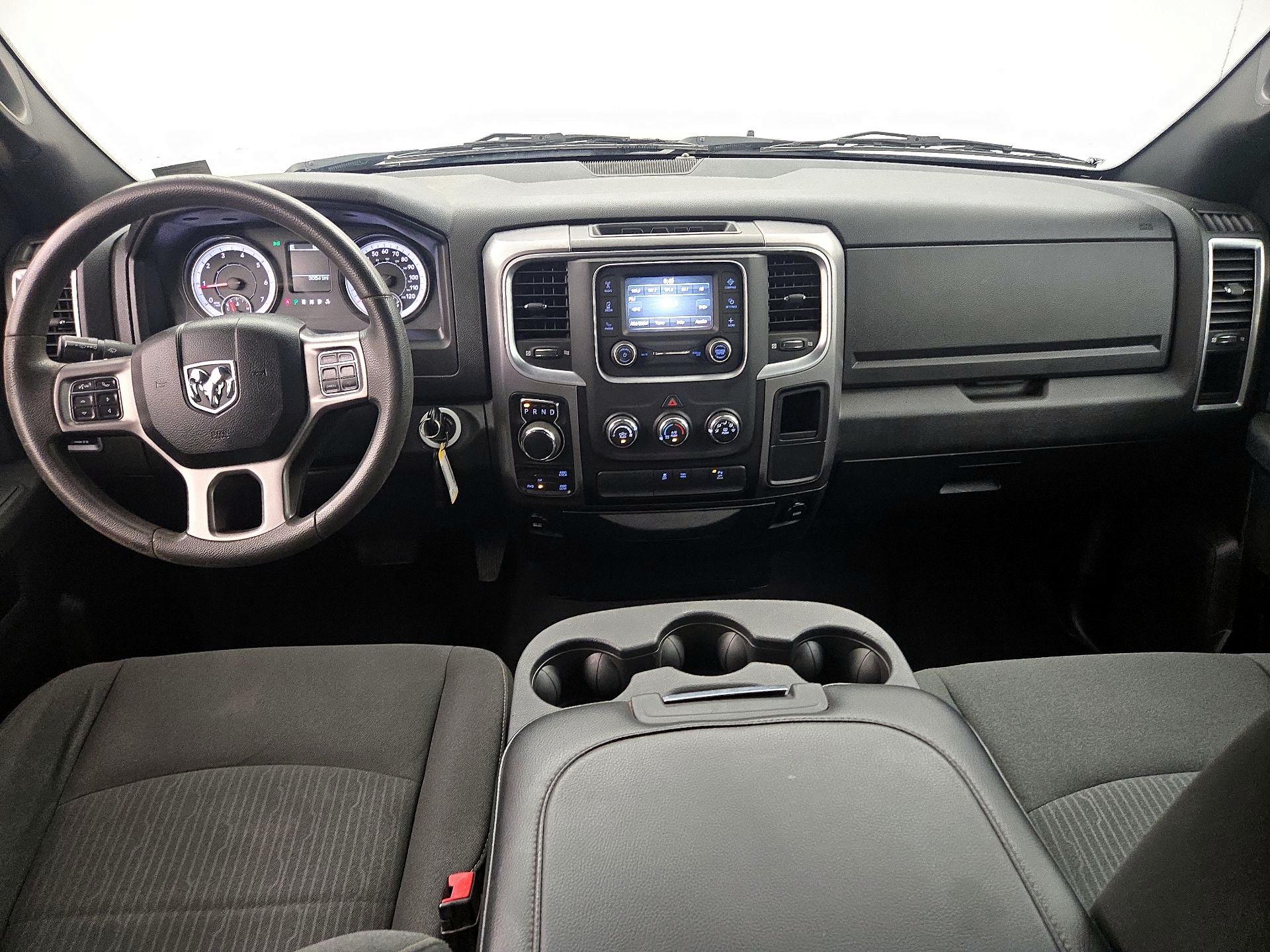 Thumbnail: 2021 RAM 1500 Classic - 9