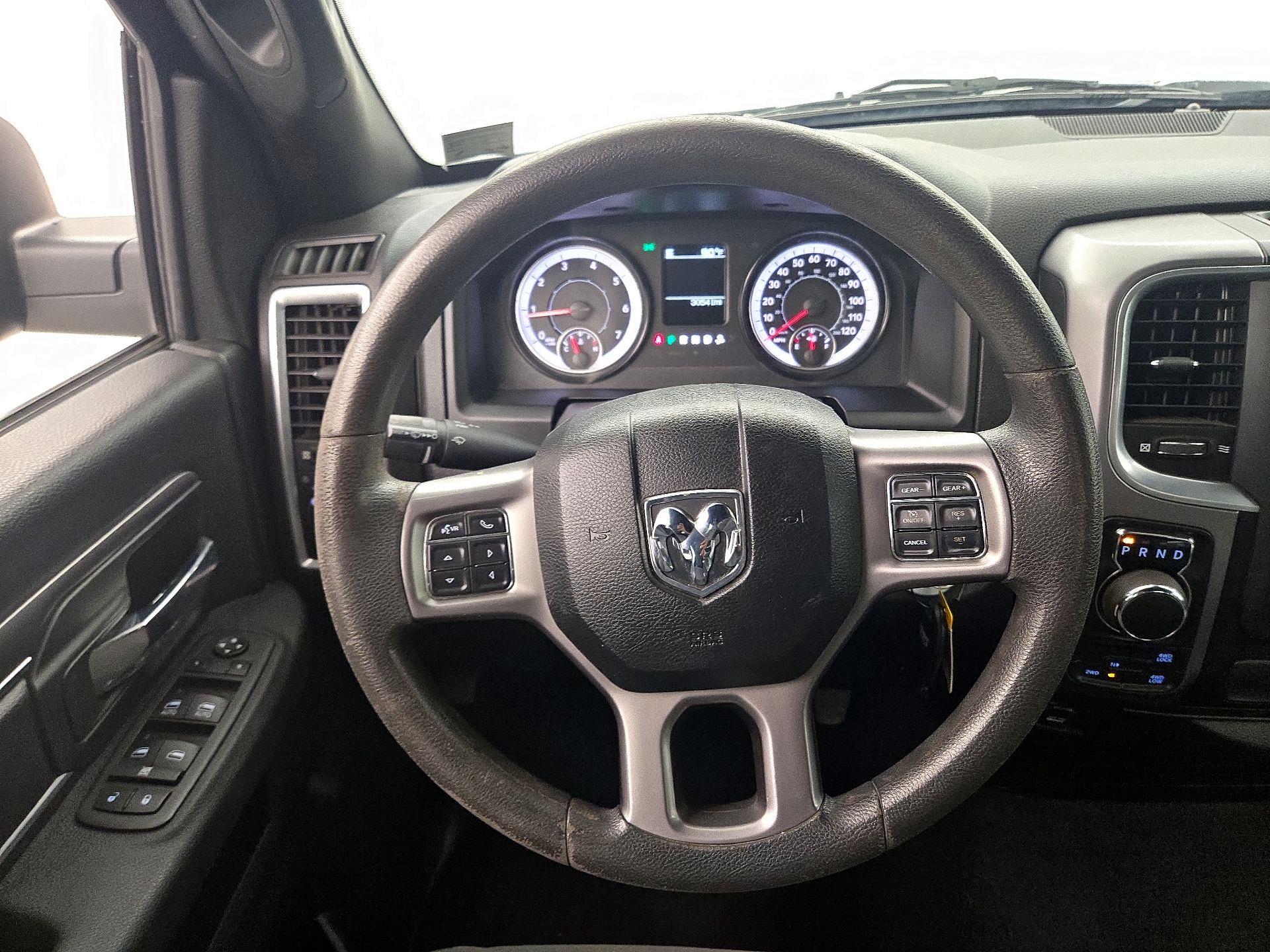 Thumbnail: 2021 RAM 1500 Classic - 10