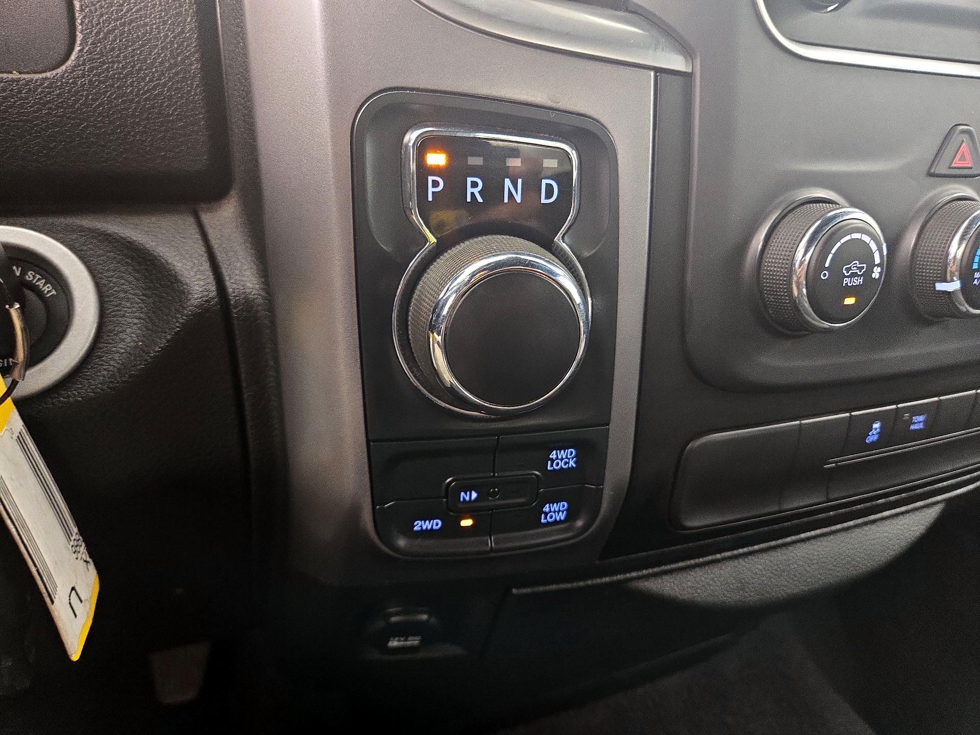 Thumbnail: 2021 RAM 1500 Classic - 17