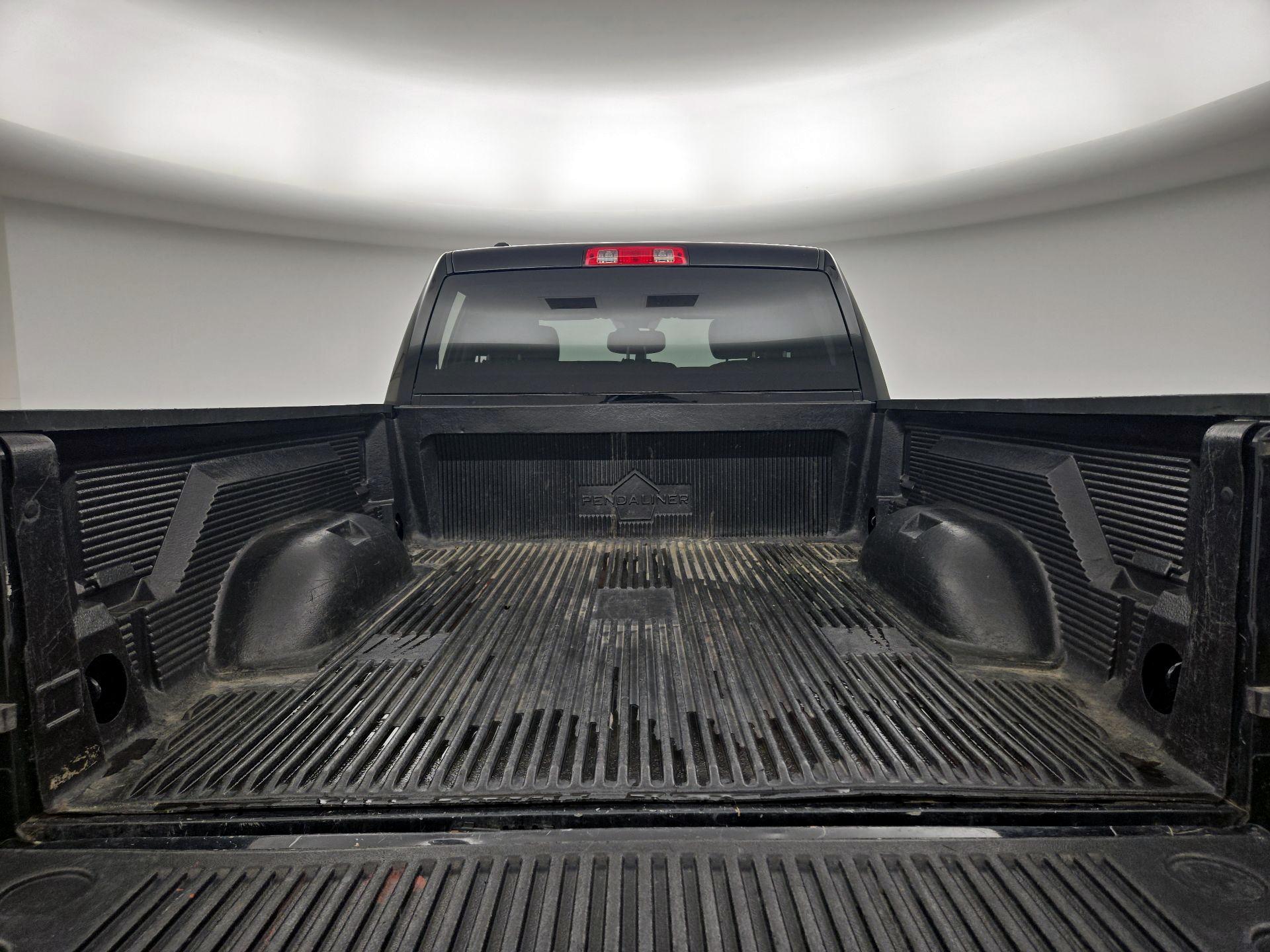 Thumbnail: 2021 RAM 1500 Classic - 20