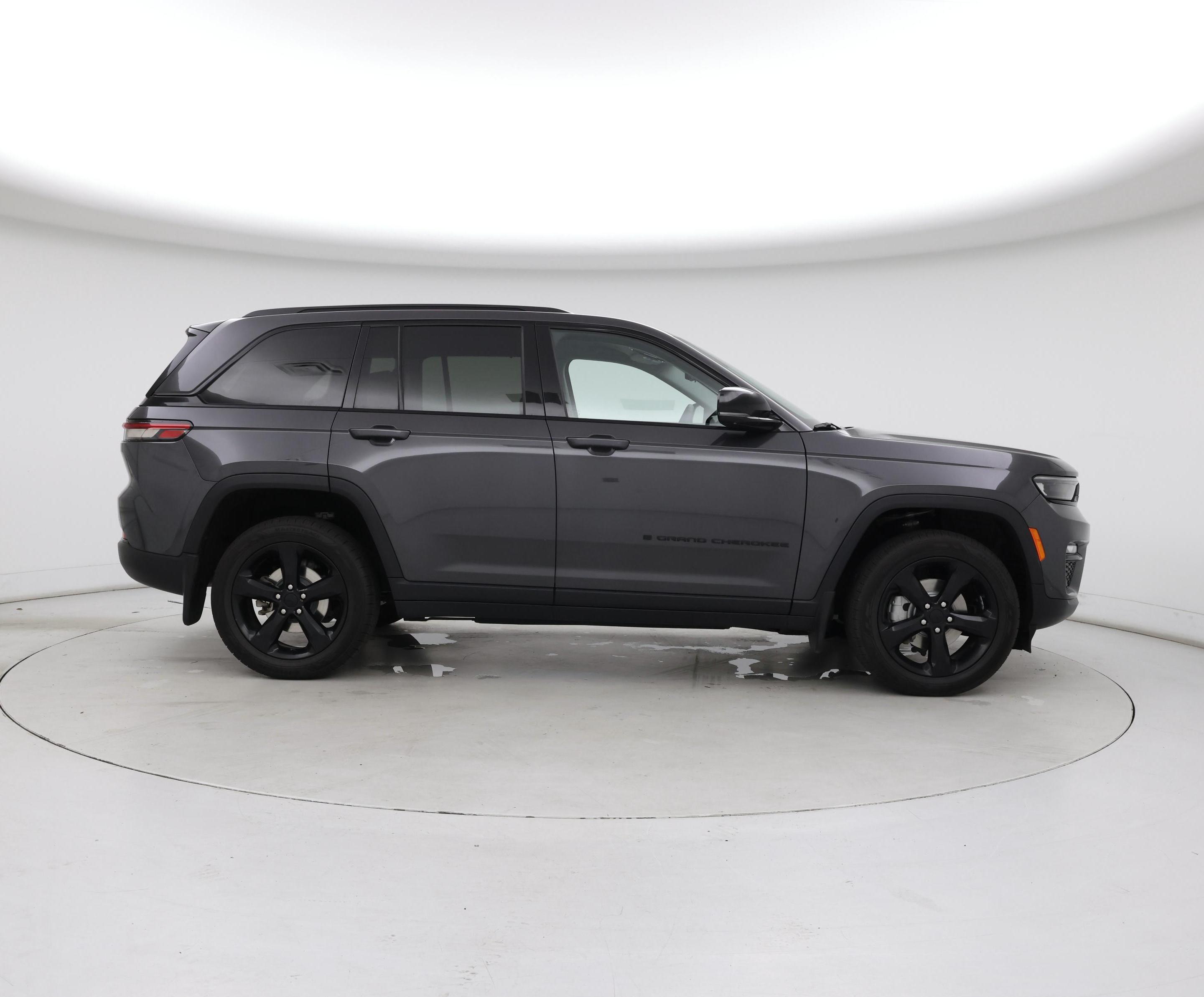 Thumbnail: 2023 Jeep Grand Cherokee - 7