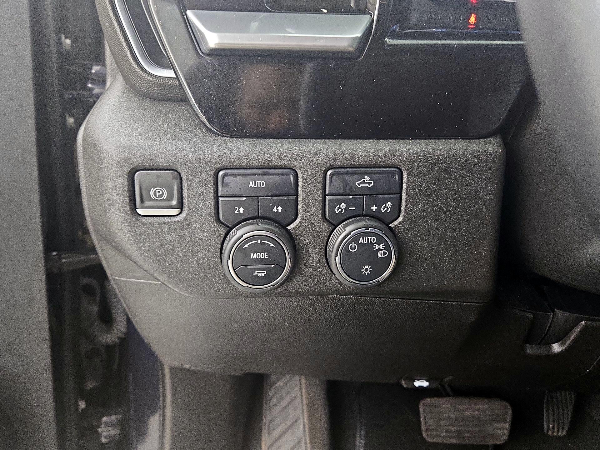 Thumbnail: 2022 Chevrolet Silverado 1500 - 13