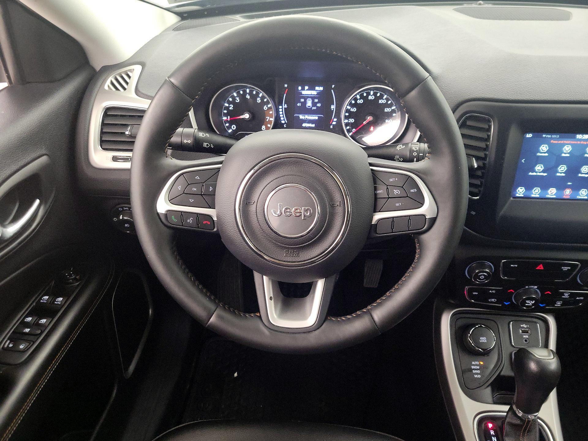 Thumbnail: 2020 Jeep Compass - 10