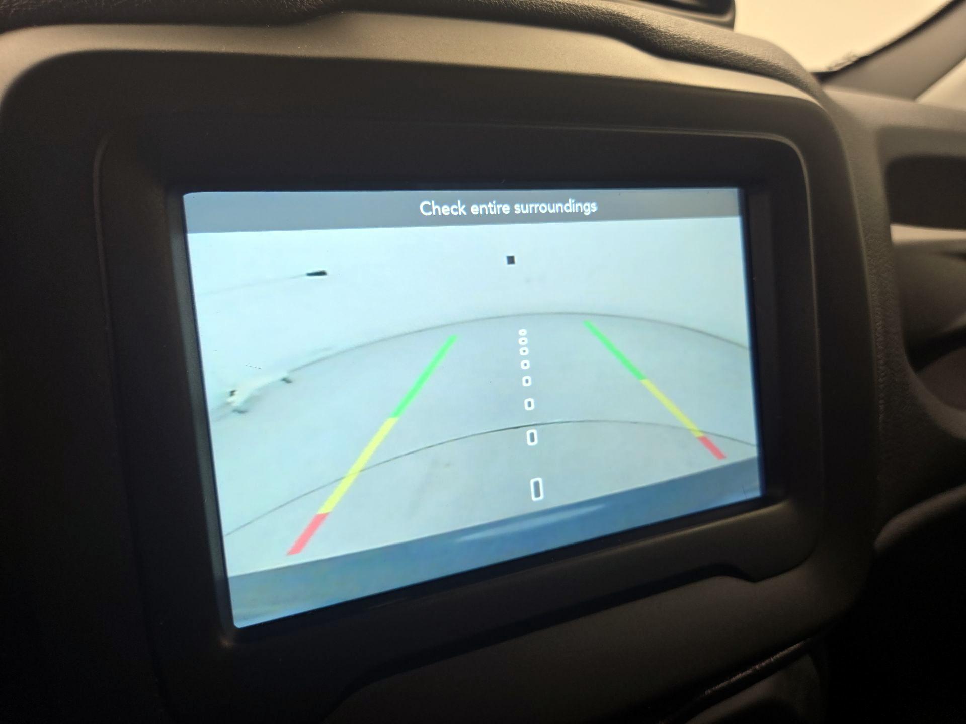 Thumbnail: 2020 Jeep Renegade - 14