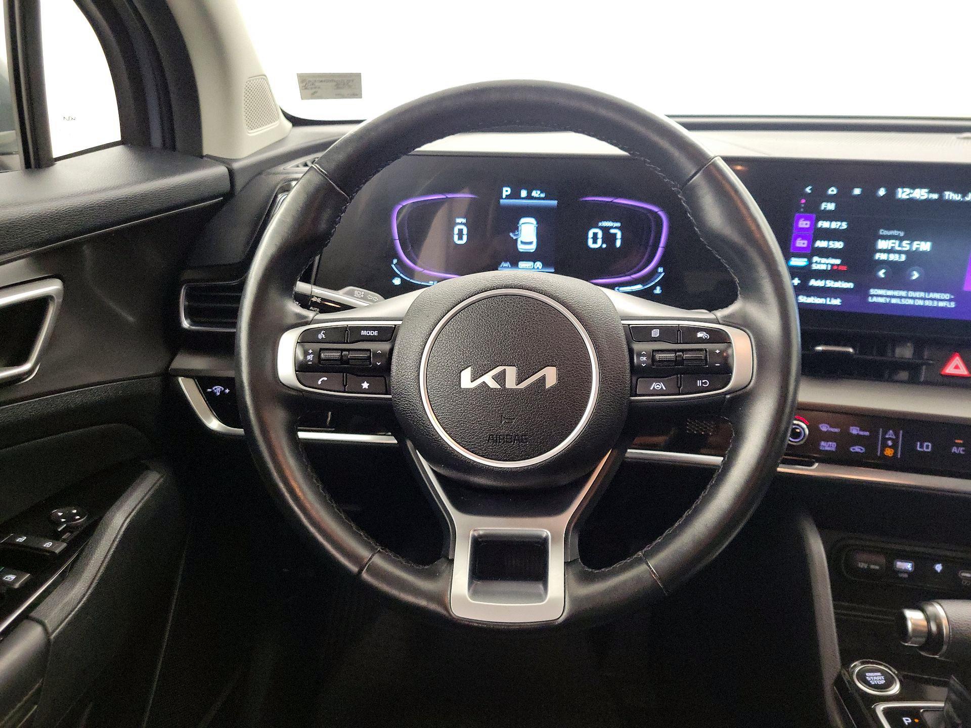 Thumbnail: 2023 Kia Sportage - 10