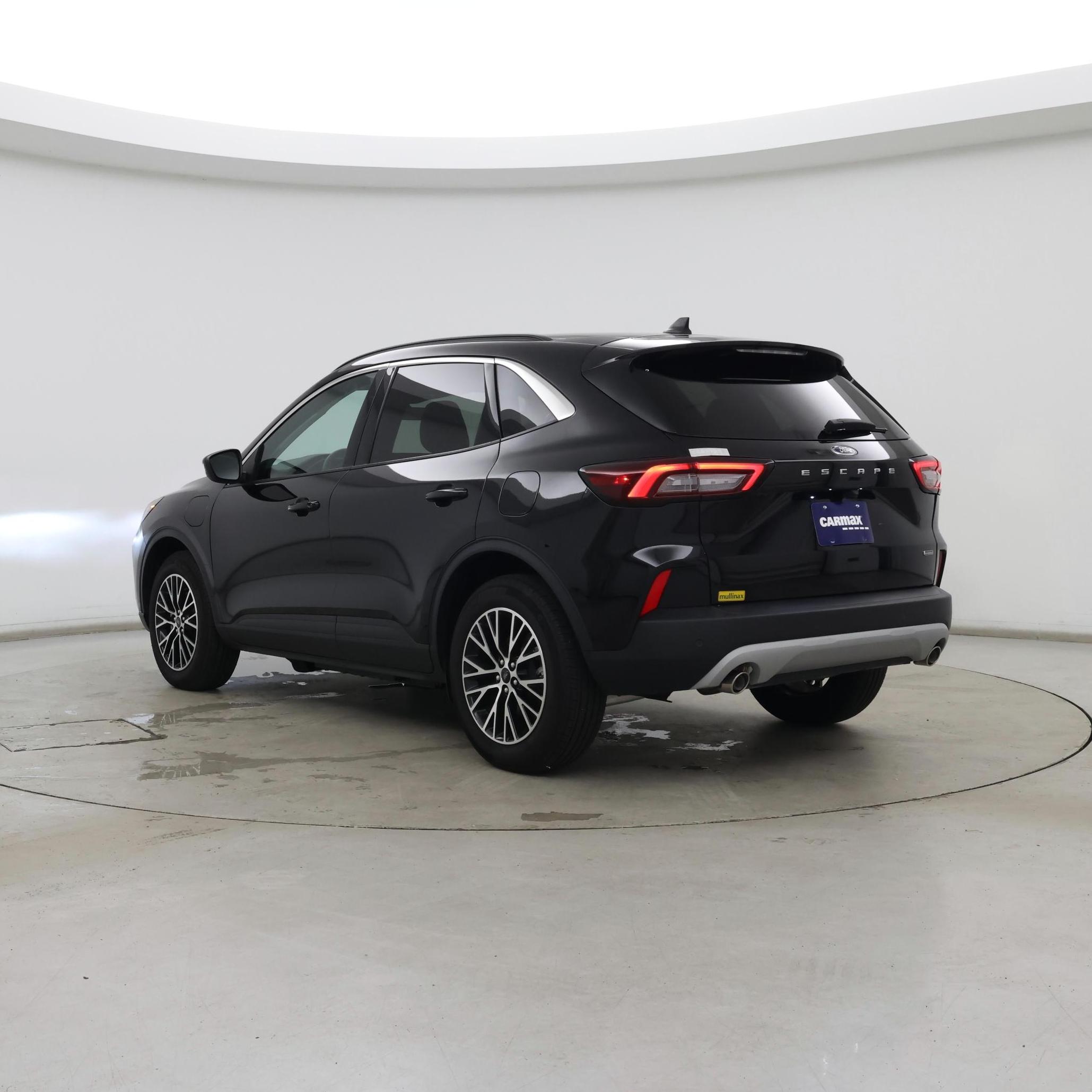 Thumbnail: 2023 Ford Escape - 2