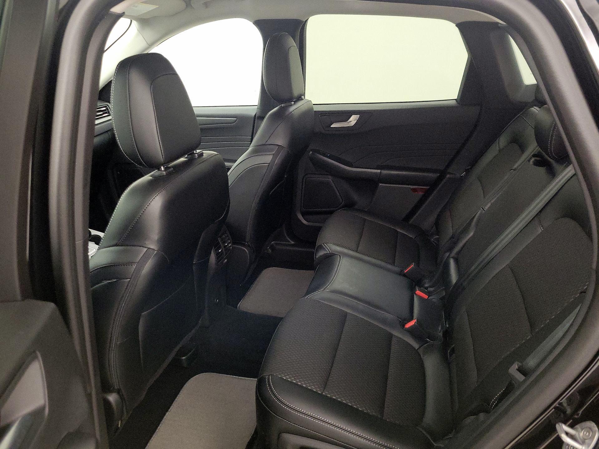 Thumbnail: 2023 Ford Escape - 20