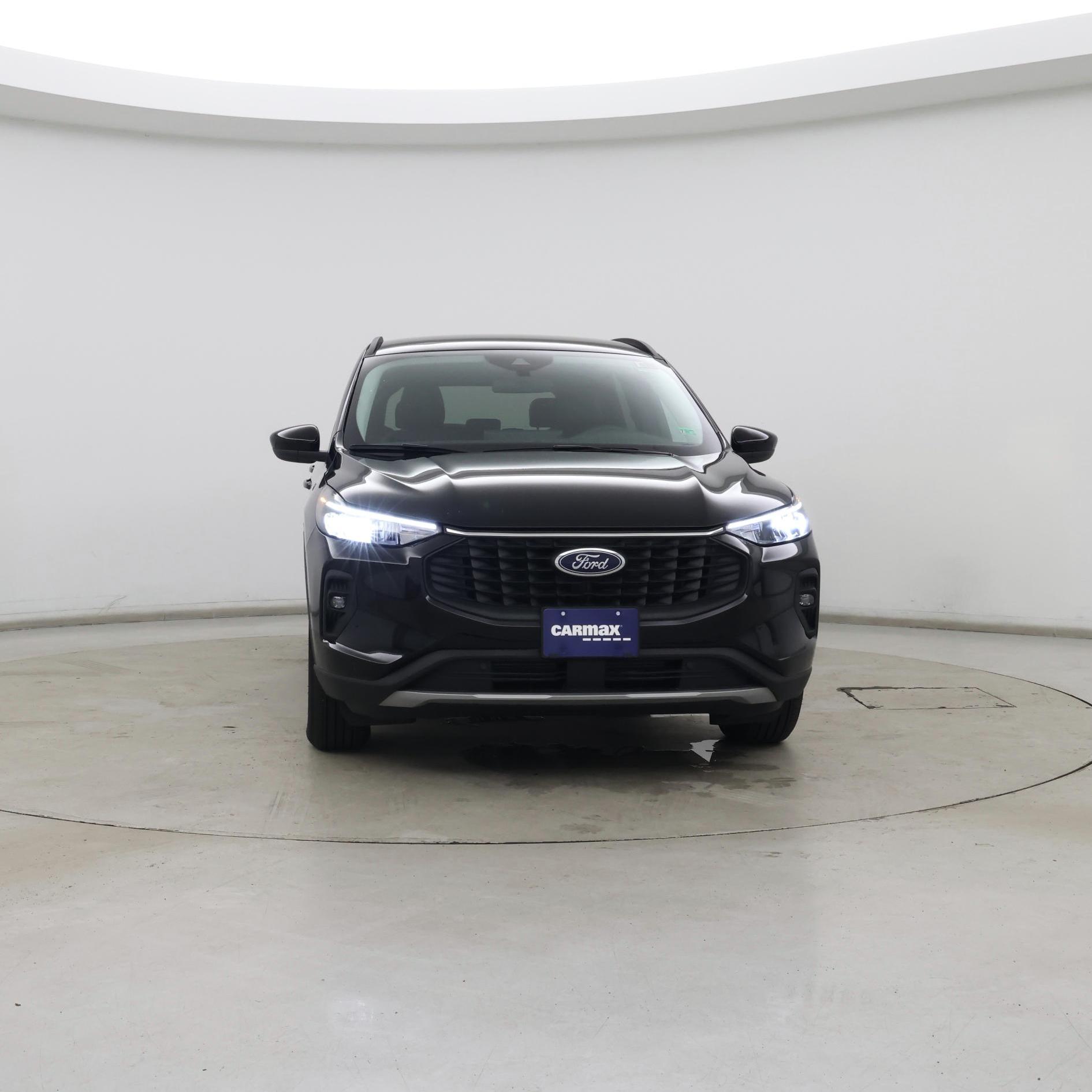 Thumbnail: 2023 Ford Escape - 5