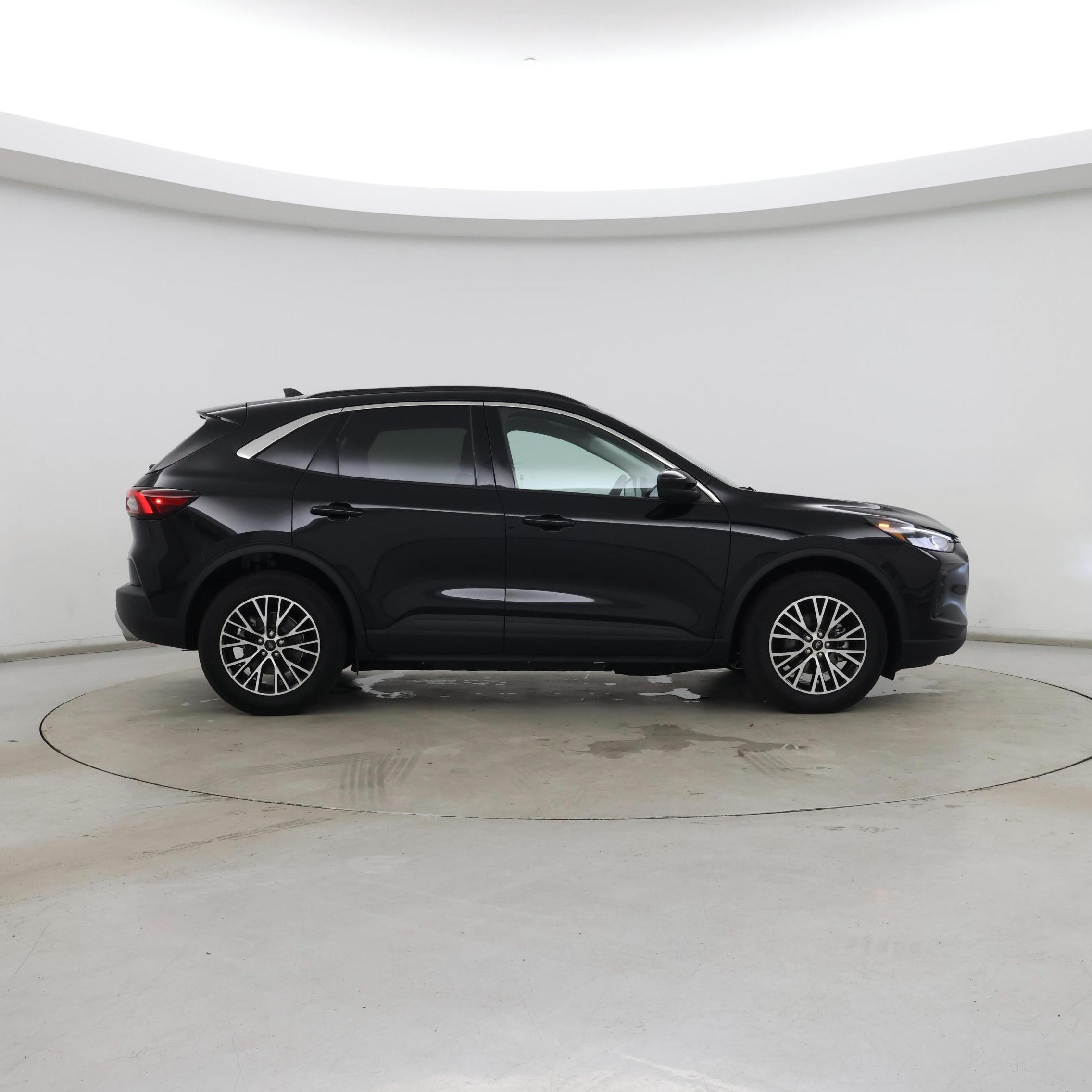 Thumbnail: 2023 Ford Escape - 7