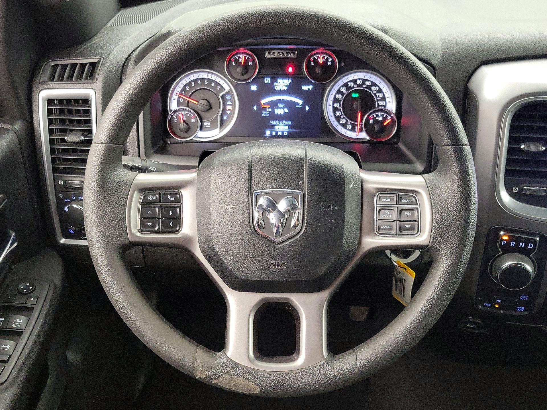Thumbnail: 2022 RAM 1500 Classic - 10
