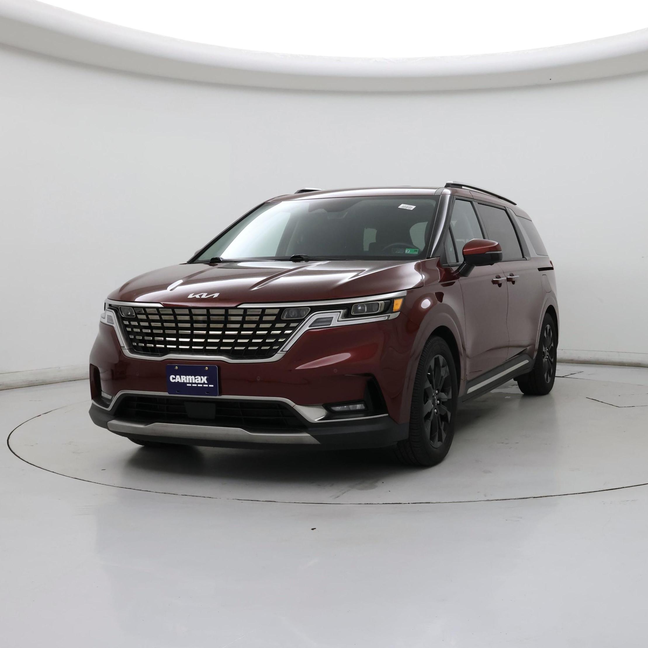 Thumbnail: 2023 Kia Carnival - 4