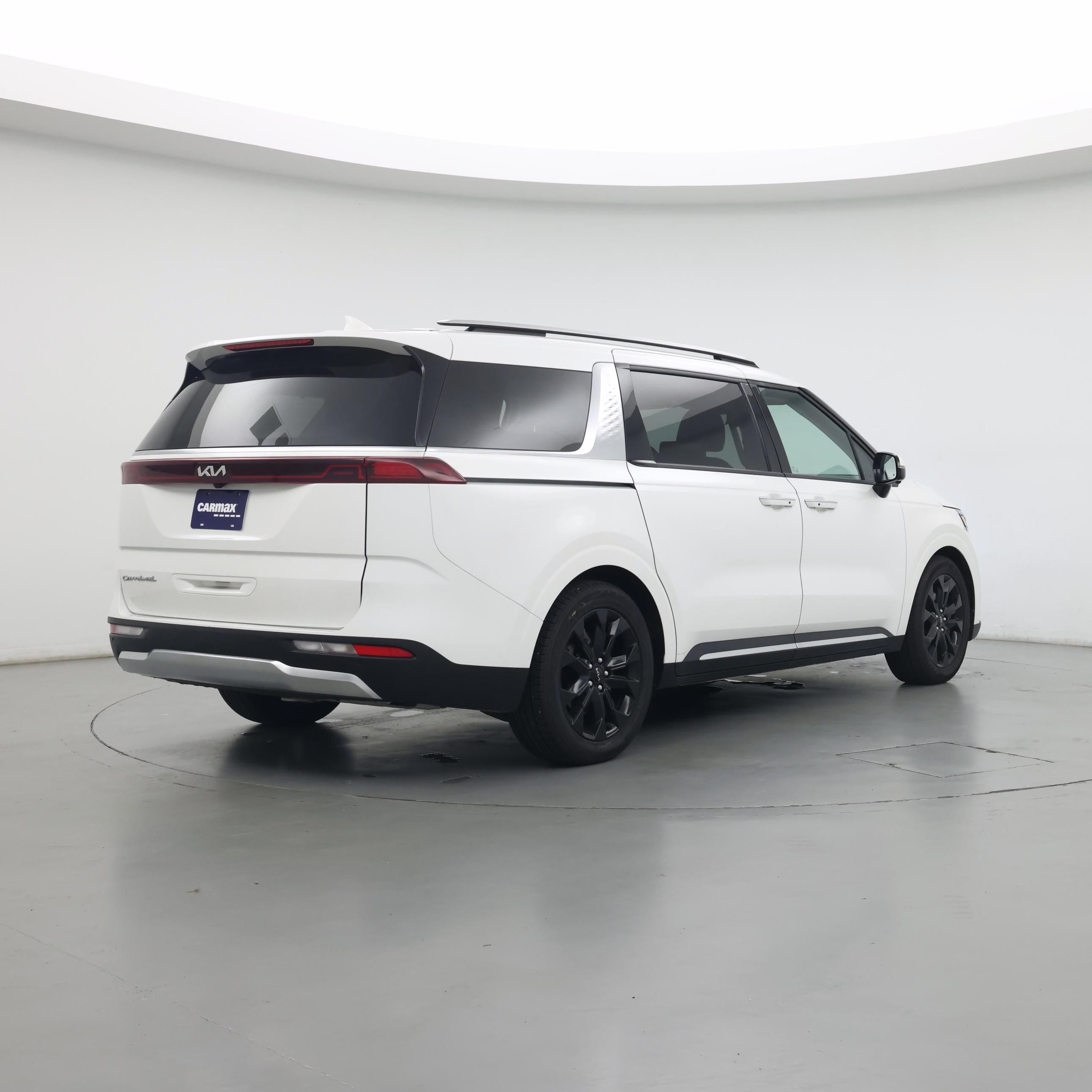 Thumbnail: 2022 Kia Carnival - 2