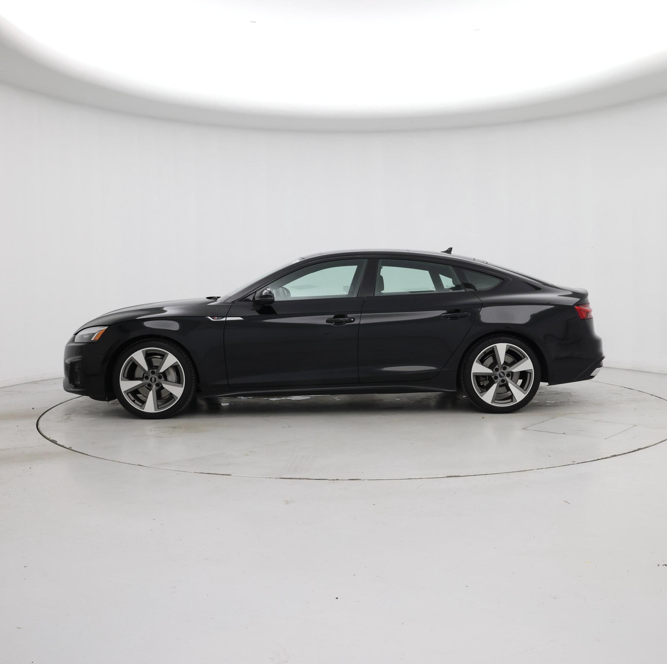 Thumbnail: 2021 Audi A5 - 3