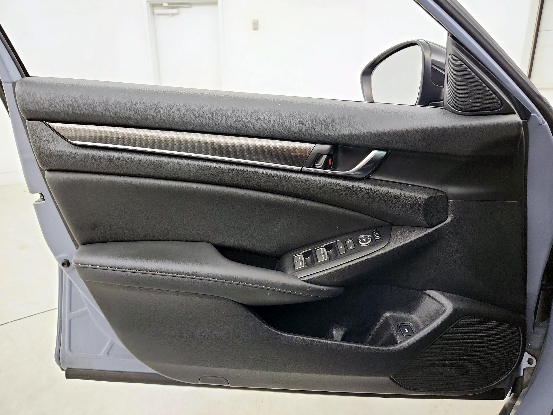 Thumbnail: 2022 Honda Accord - 12