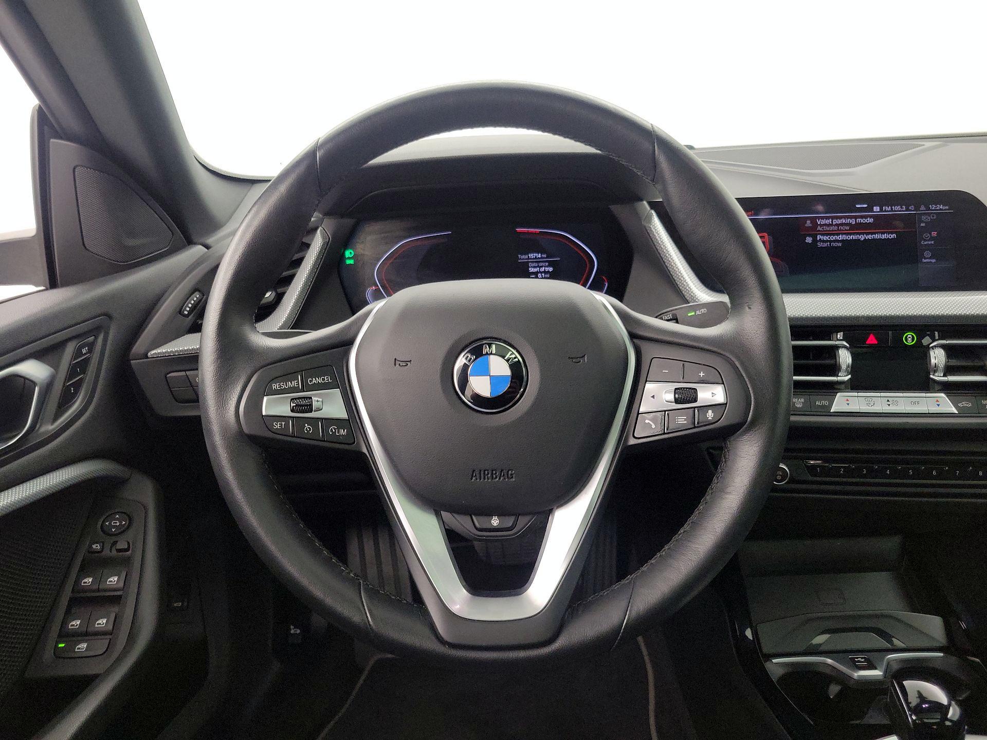 Thumbnail: 2024 BMW 2 Series - 10