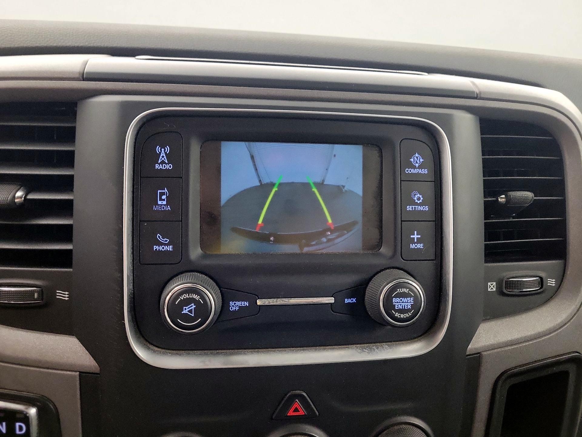 Thumbnail: 2020 RAM 1500 Classic - 12