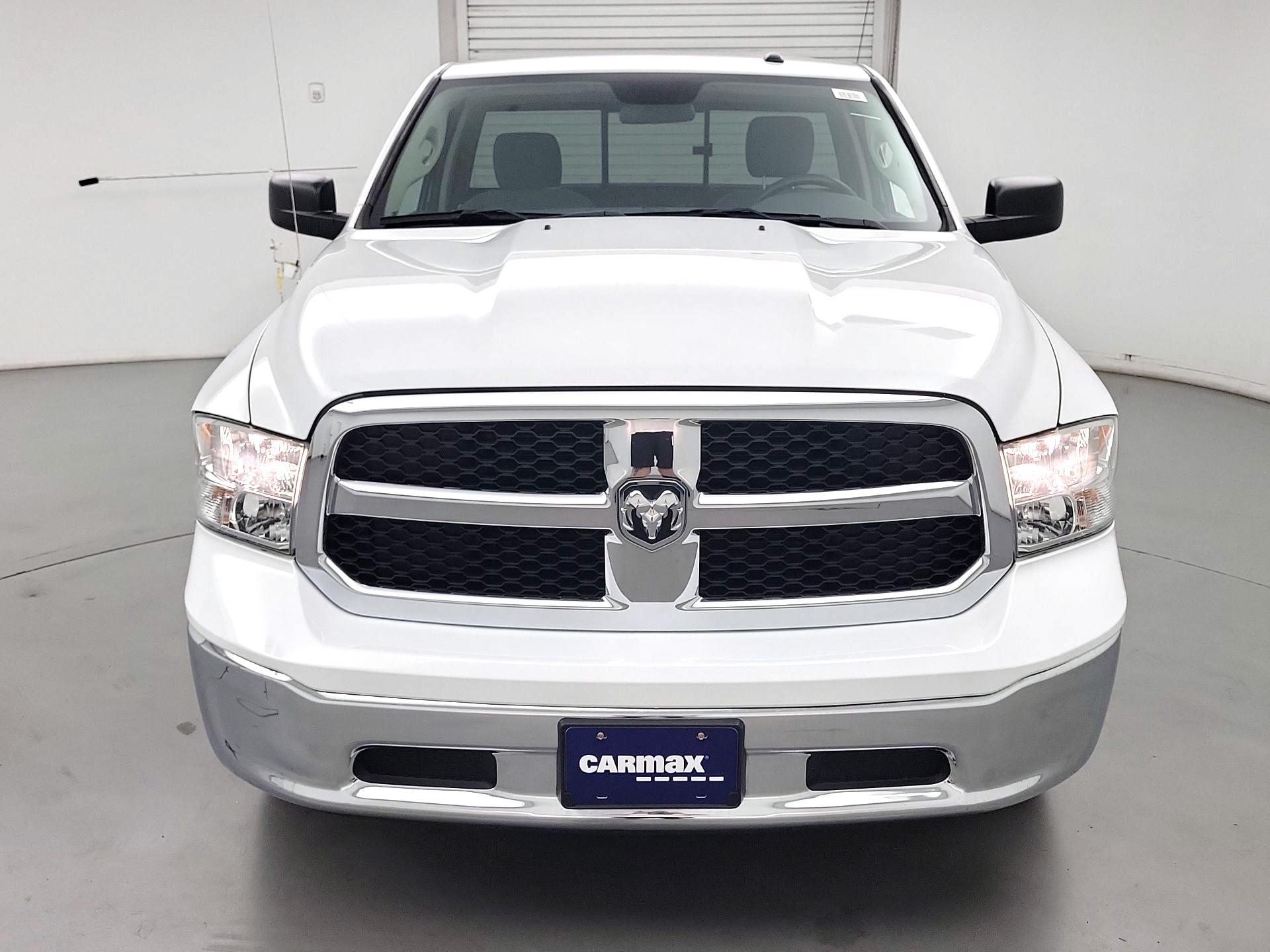 Thumbnail: 2020 RAM 1500 Classic - 2