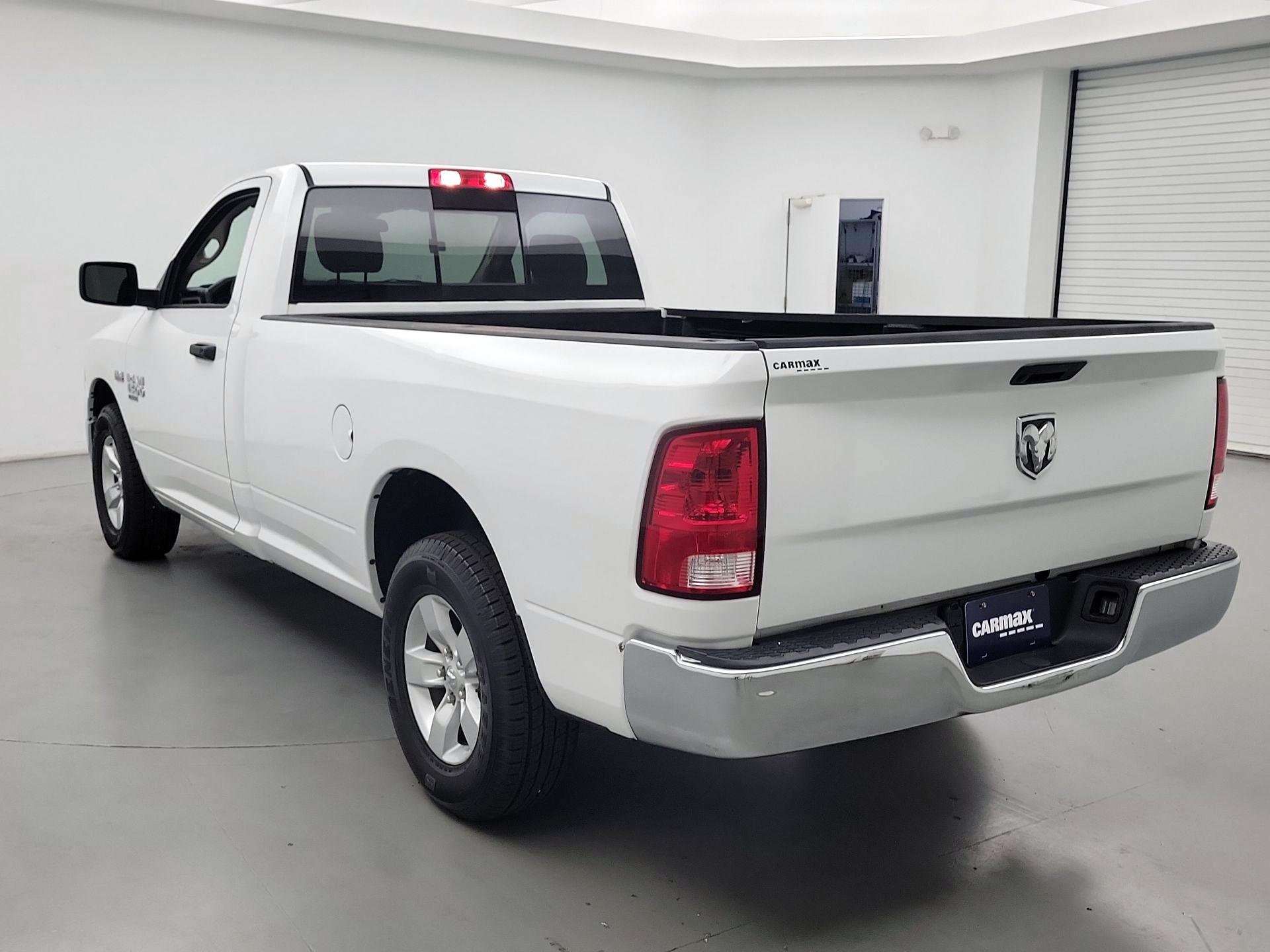 Thumbnail: 2020 RAM 1500 Classic - 7