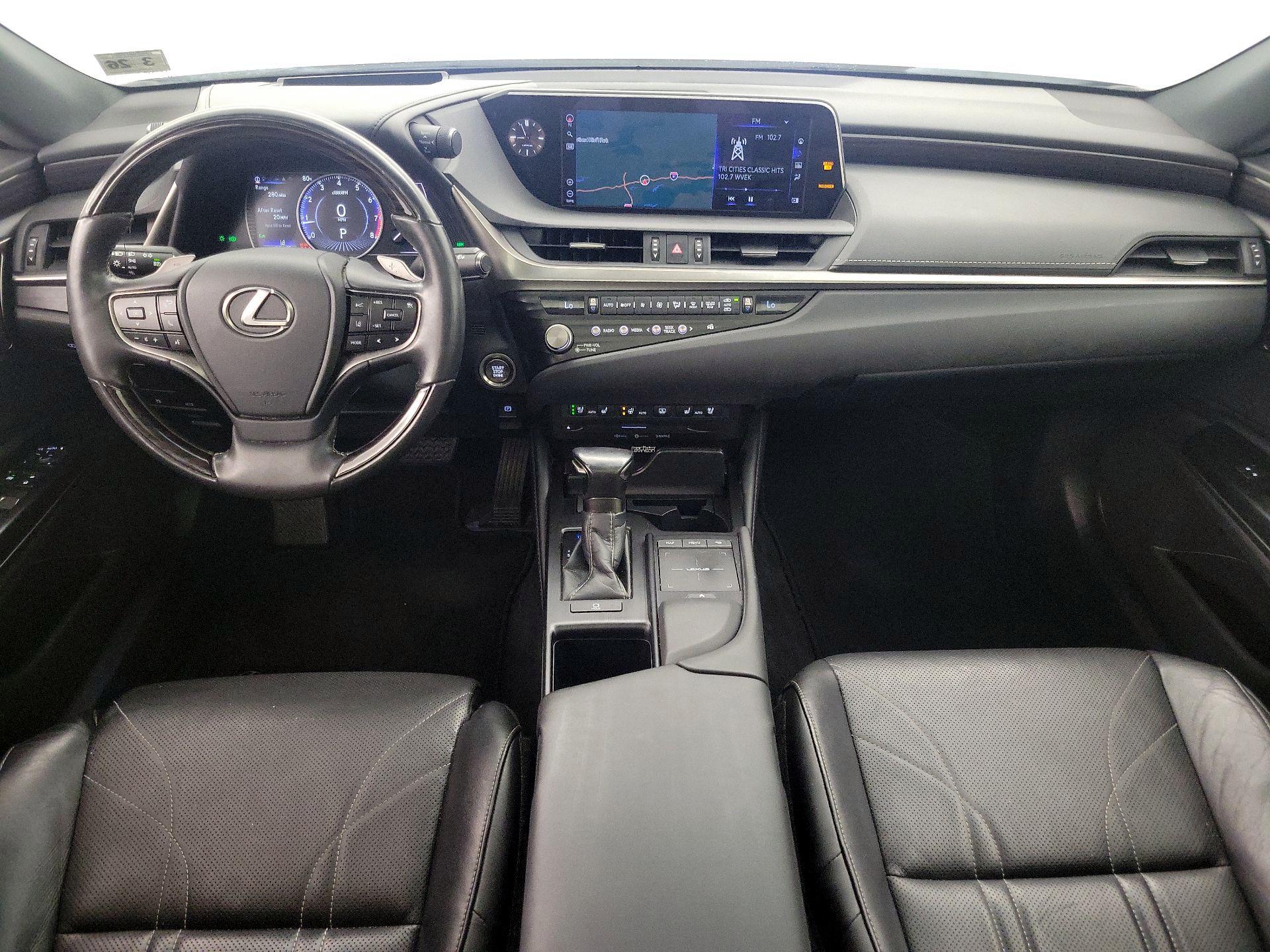 Thumbnail: 2021 Lexus ES - 9