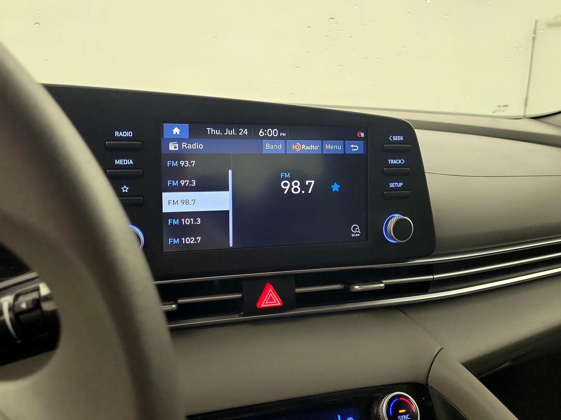 Thumbnail: 2021 Hyundai Elantra - 13