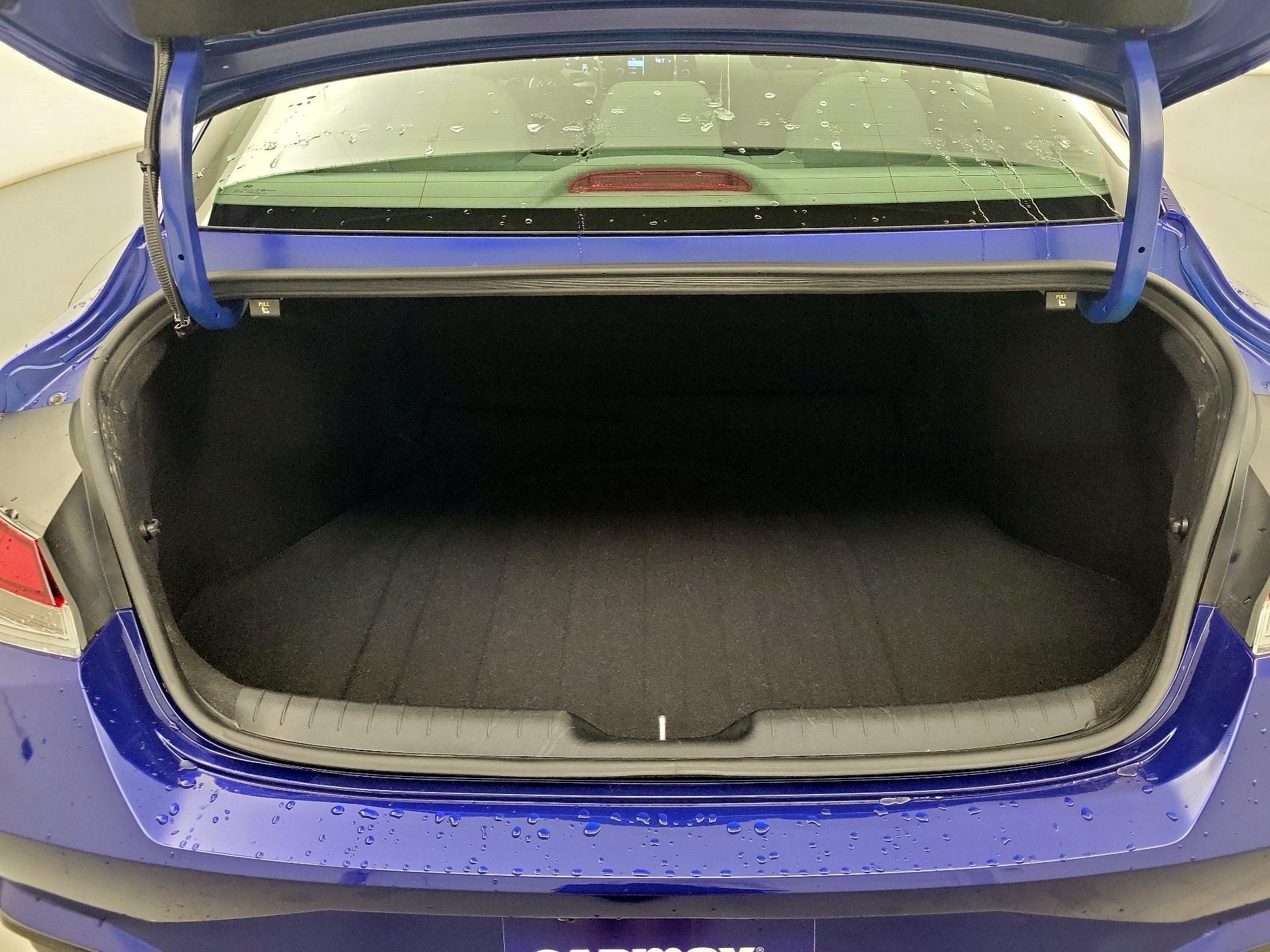 Thumbnail: 2021 Hyundai Elantra - 18