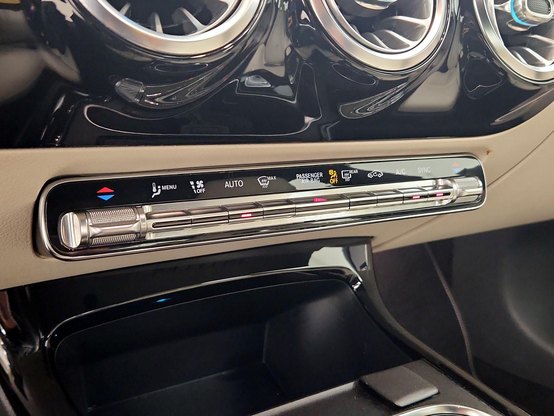 Thumbnail: 2020 Mercedes-Benz CLA - 16