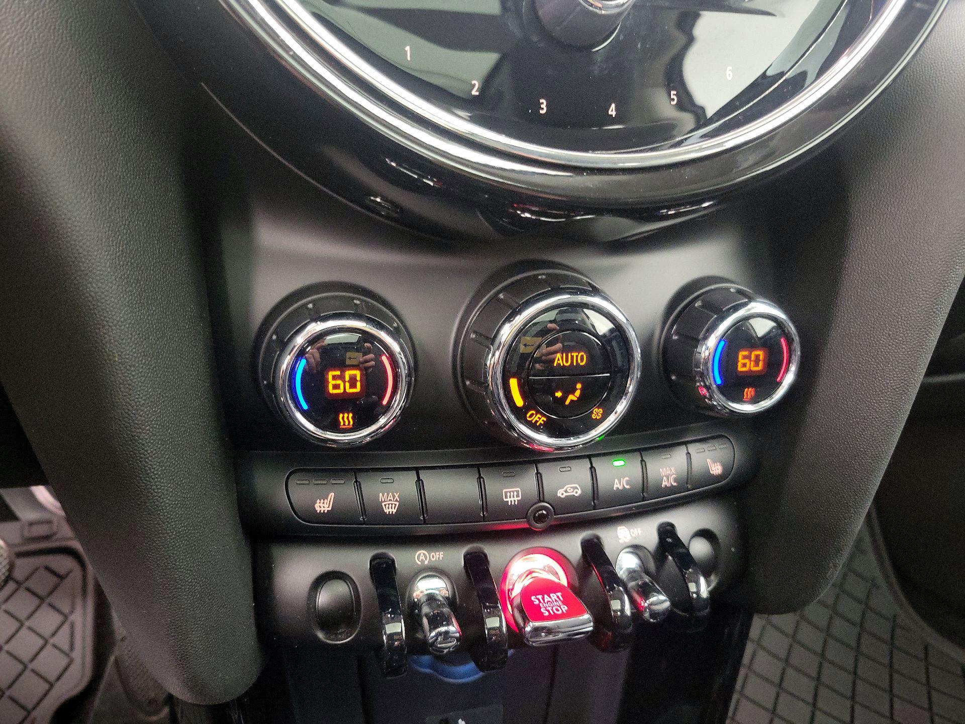 Thumbnail: 2023 MINI Cooper Hardtop - 16