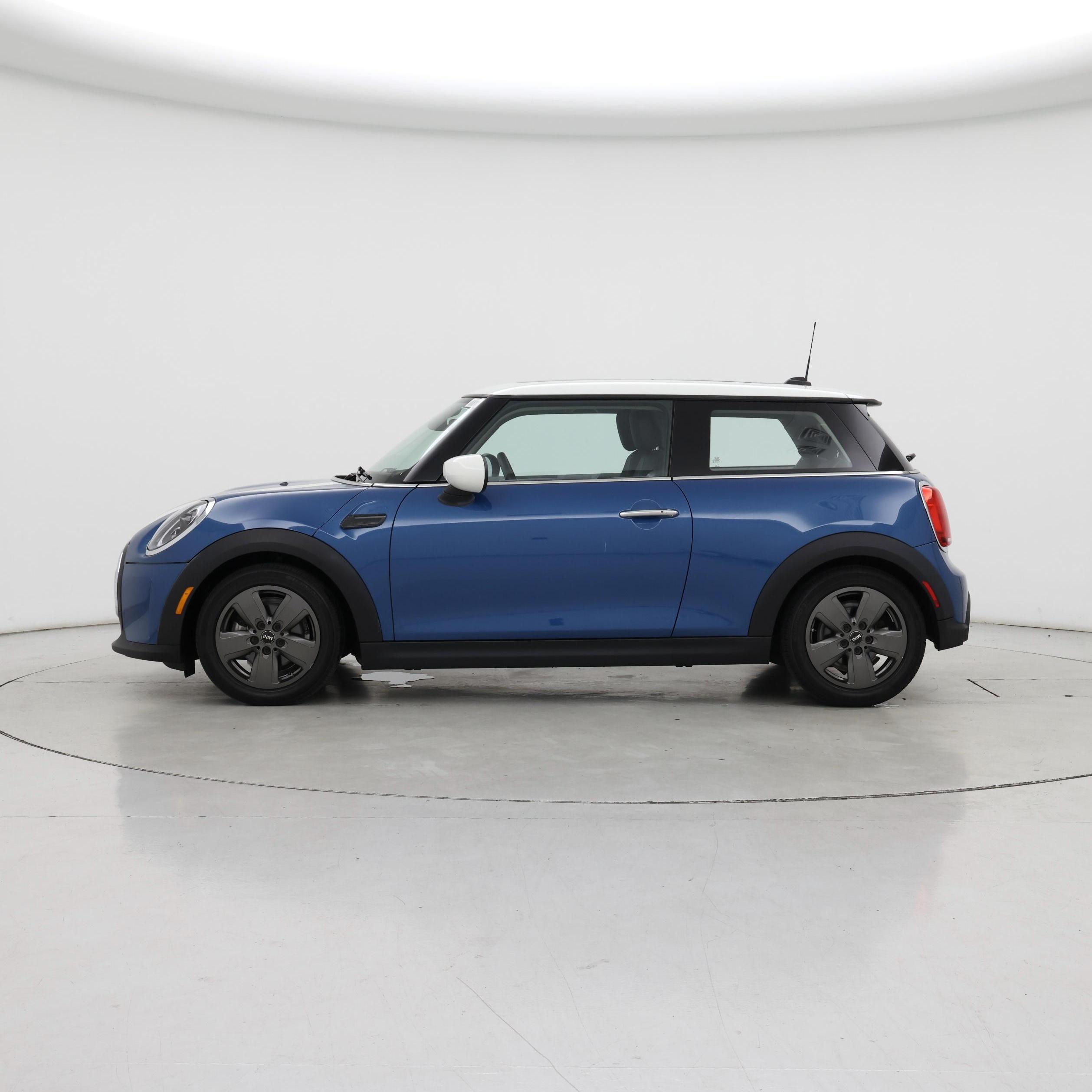 Thumbnail: 2023 MINI Cooper Hardtop - 3