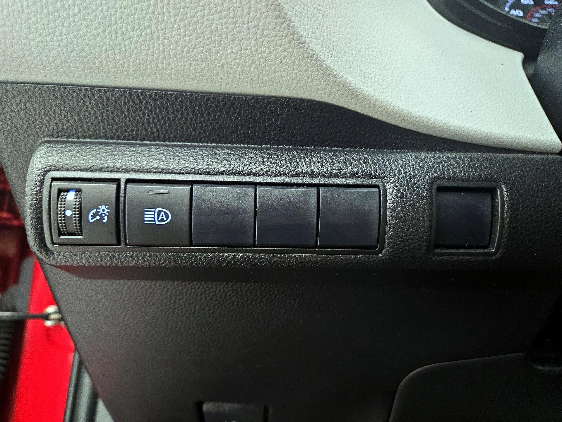 Thumbnail: 2021 Toyota Corolla - 13