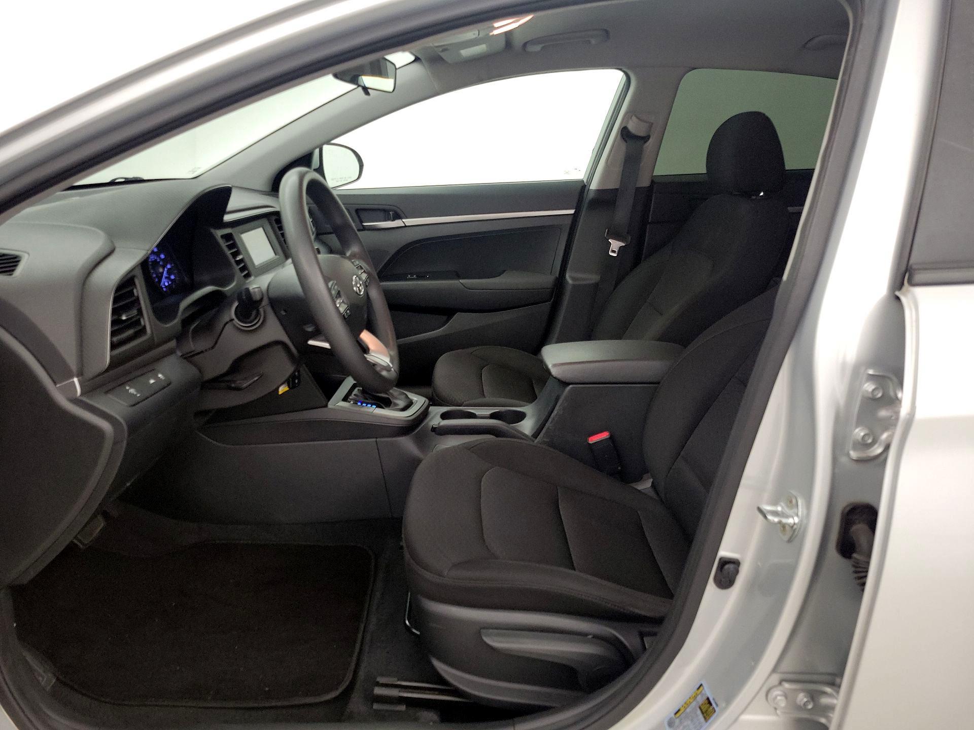 Thumbnail: 2020 Hyundai Elantra - 11