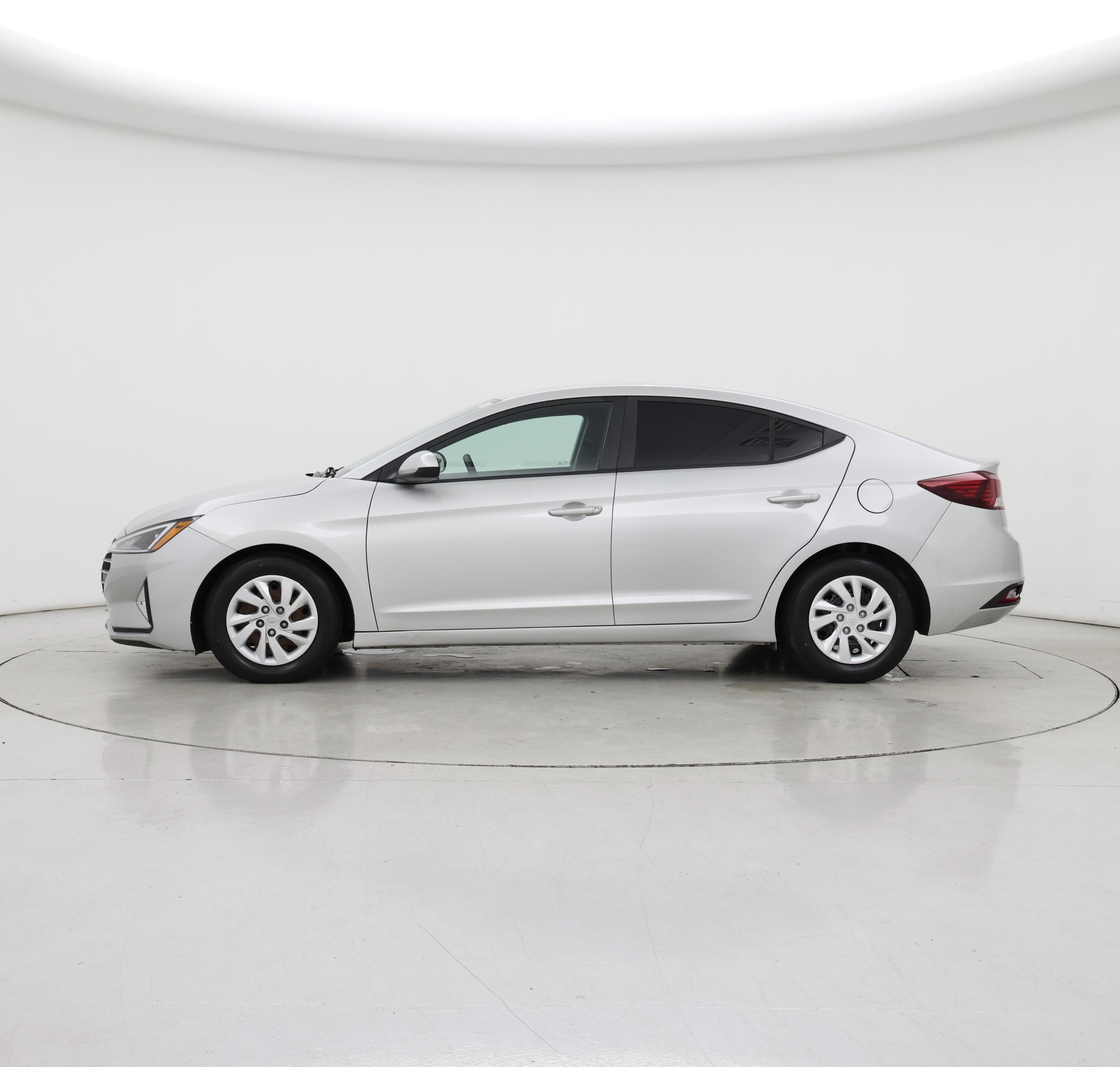 Thumbnail: 2020 Hyundai Elantra - 3