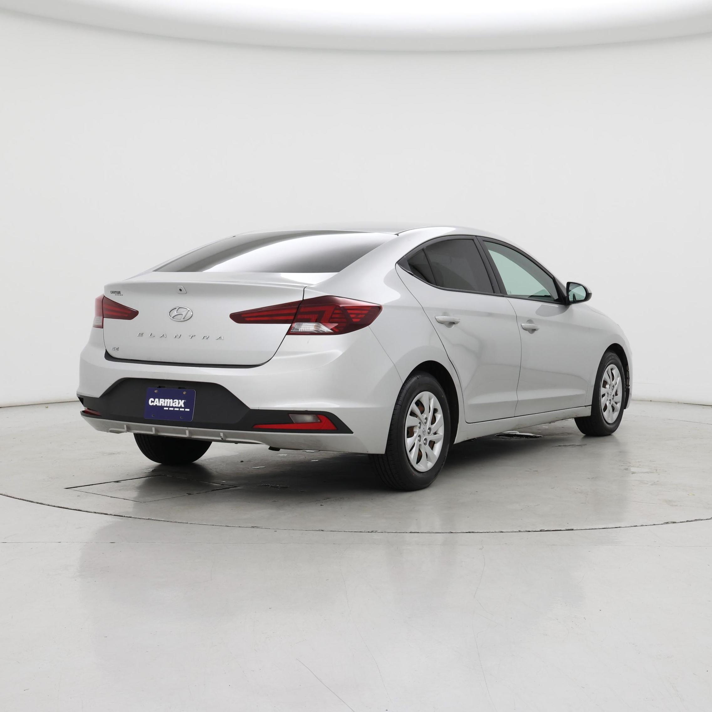 Thumbnail: 2020 Hyundai Elantra - 8