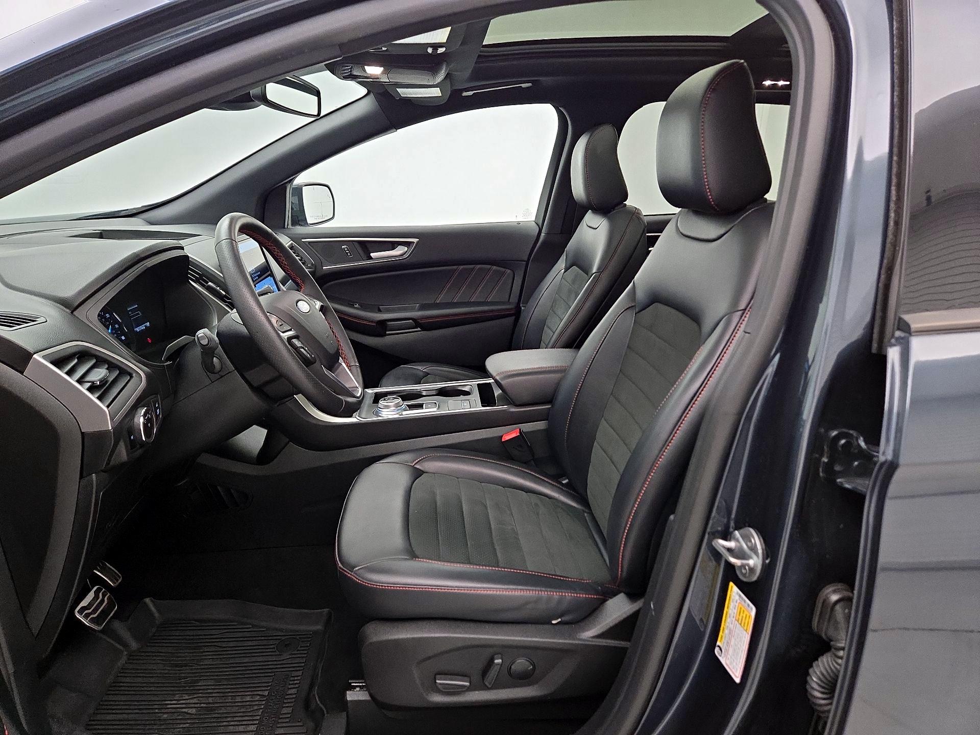 Thumbnail: 2023 Ford Edge - 11