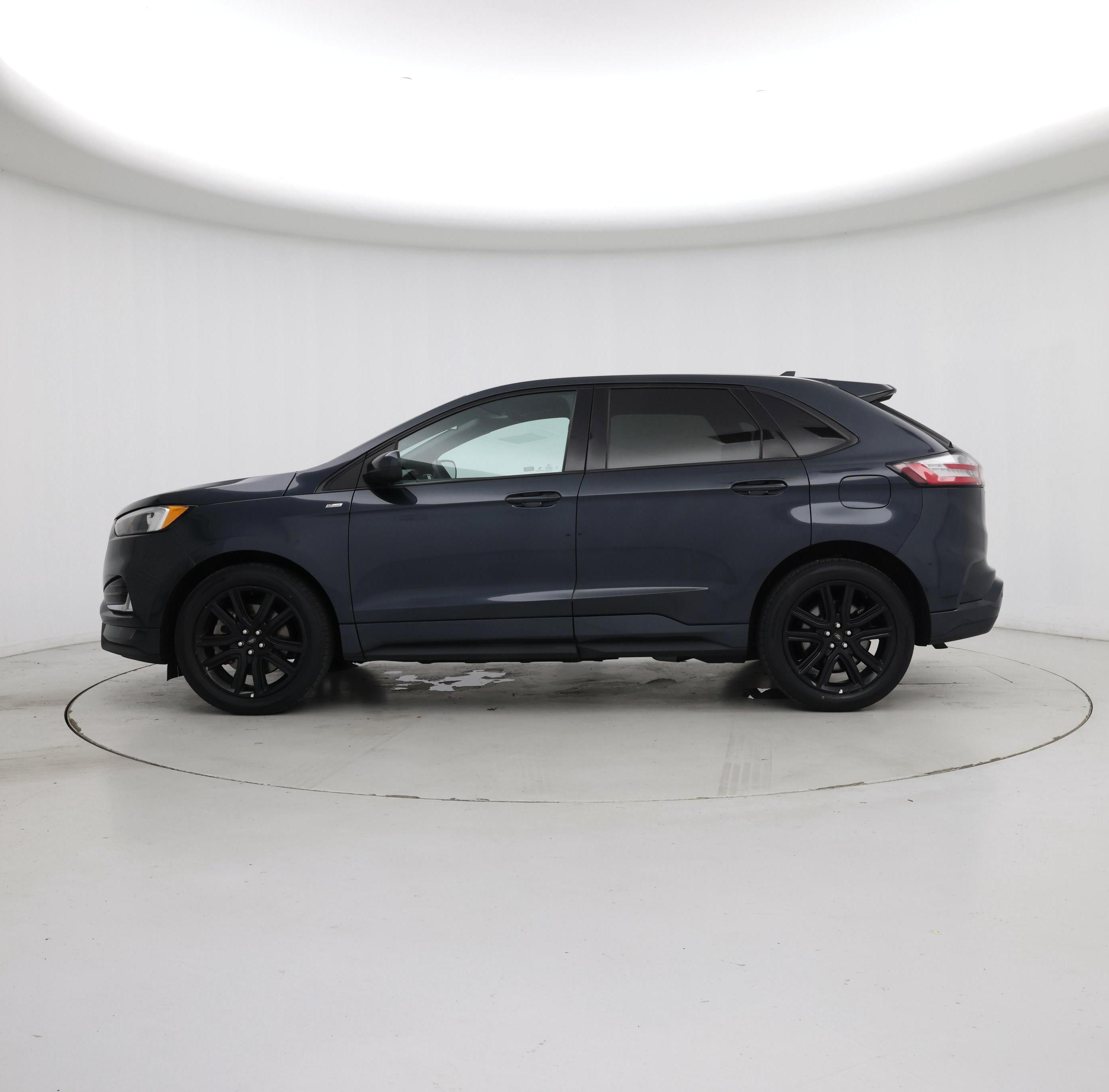 Thumbnail: 2023 Ford Edge - 3