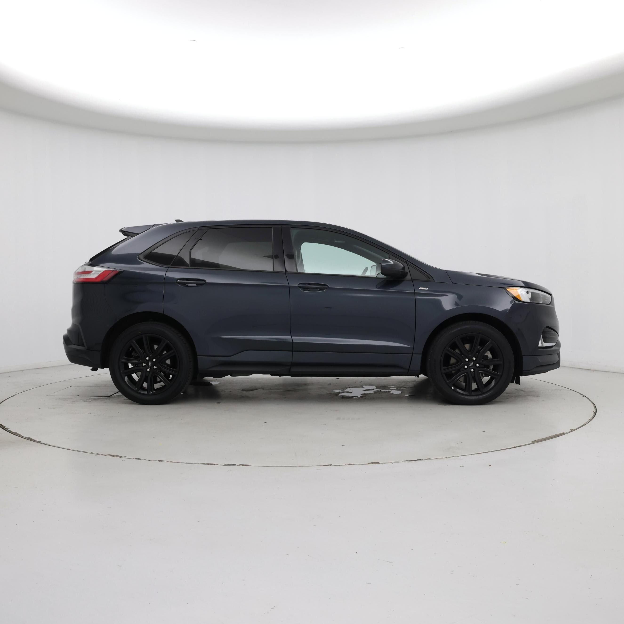 Thumbnail: 2023 Ford Edge - 7