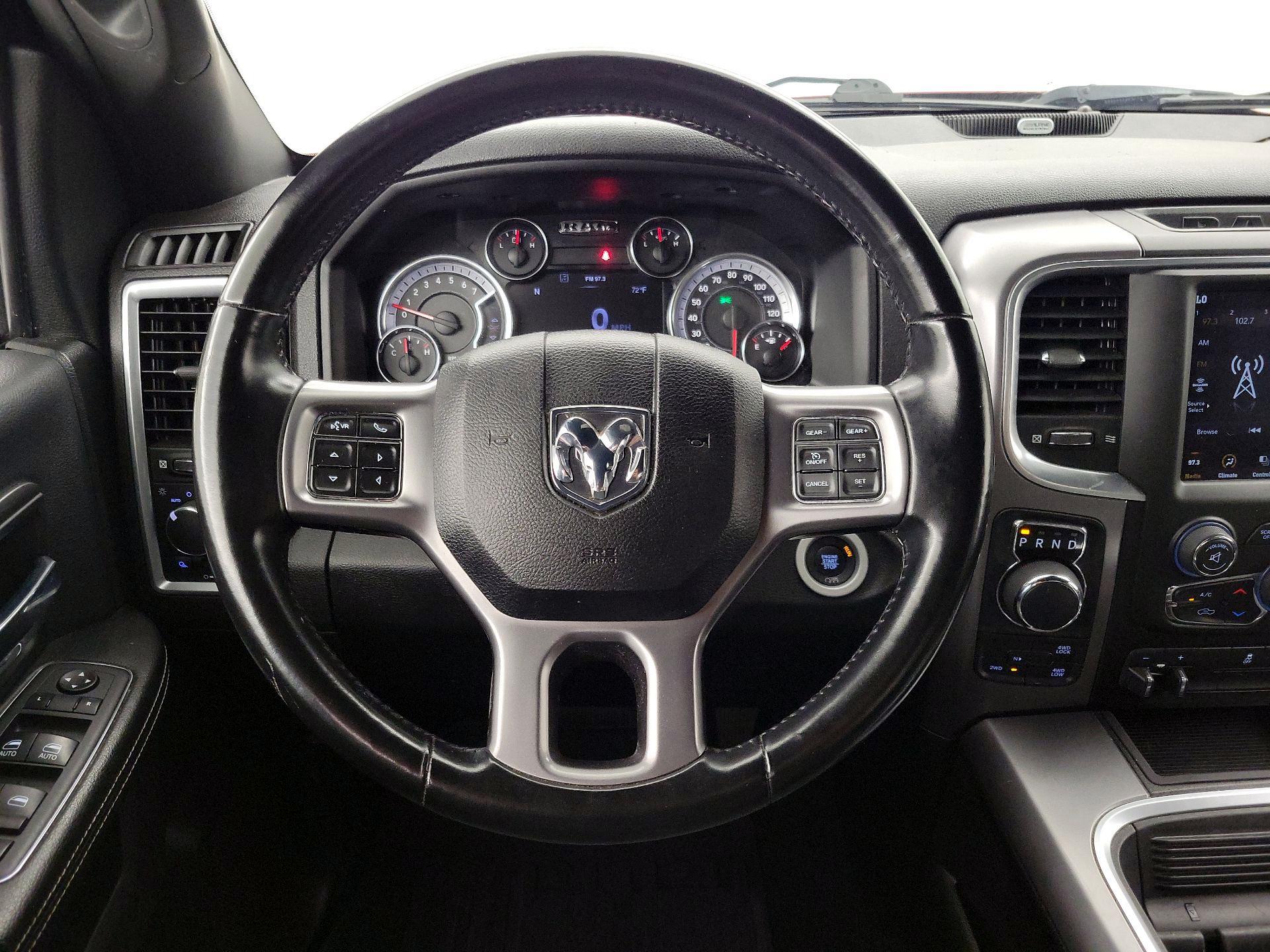 Thumbnail: 2021 RAM 1500 Classic - 10