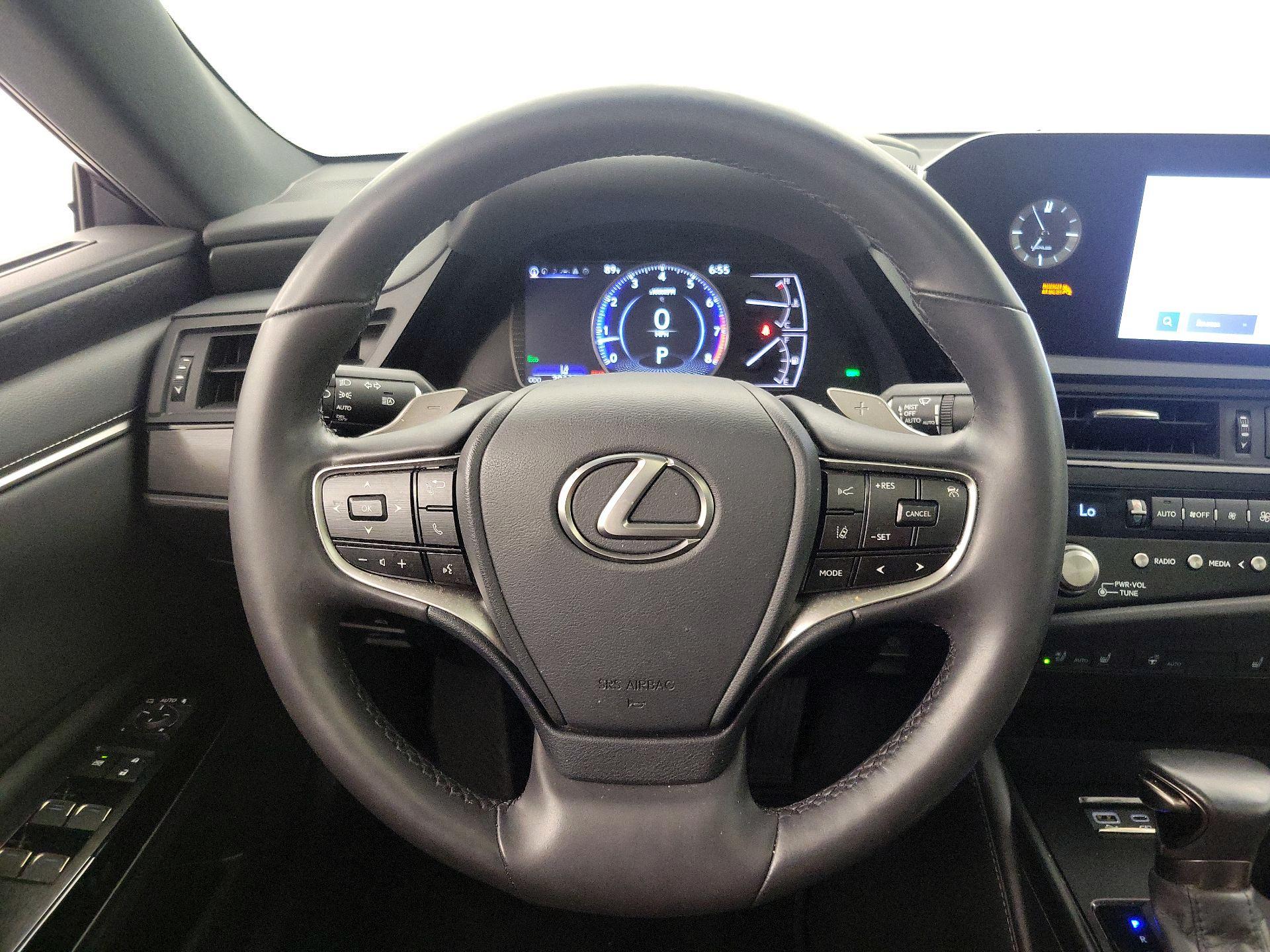 Thumbnail: 2023 Lexus ES - 10