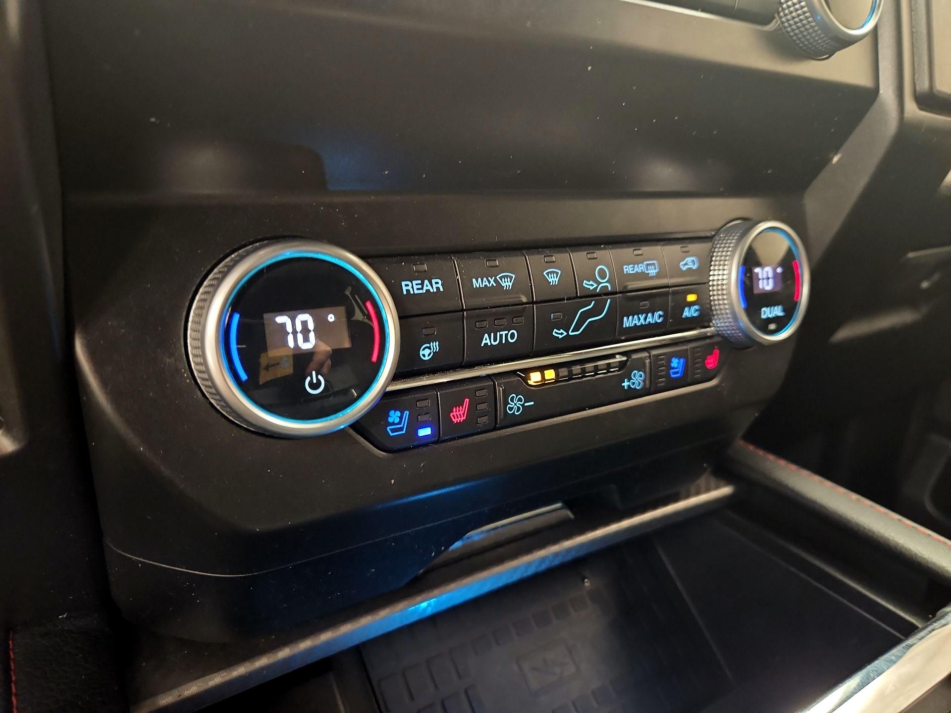 Thumbnail: 2021 Ford Expedition - 17