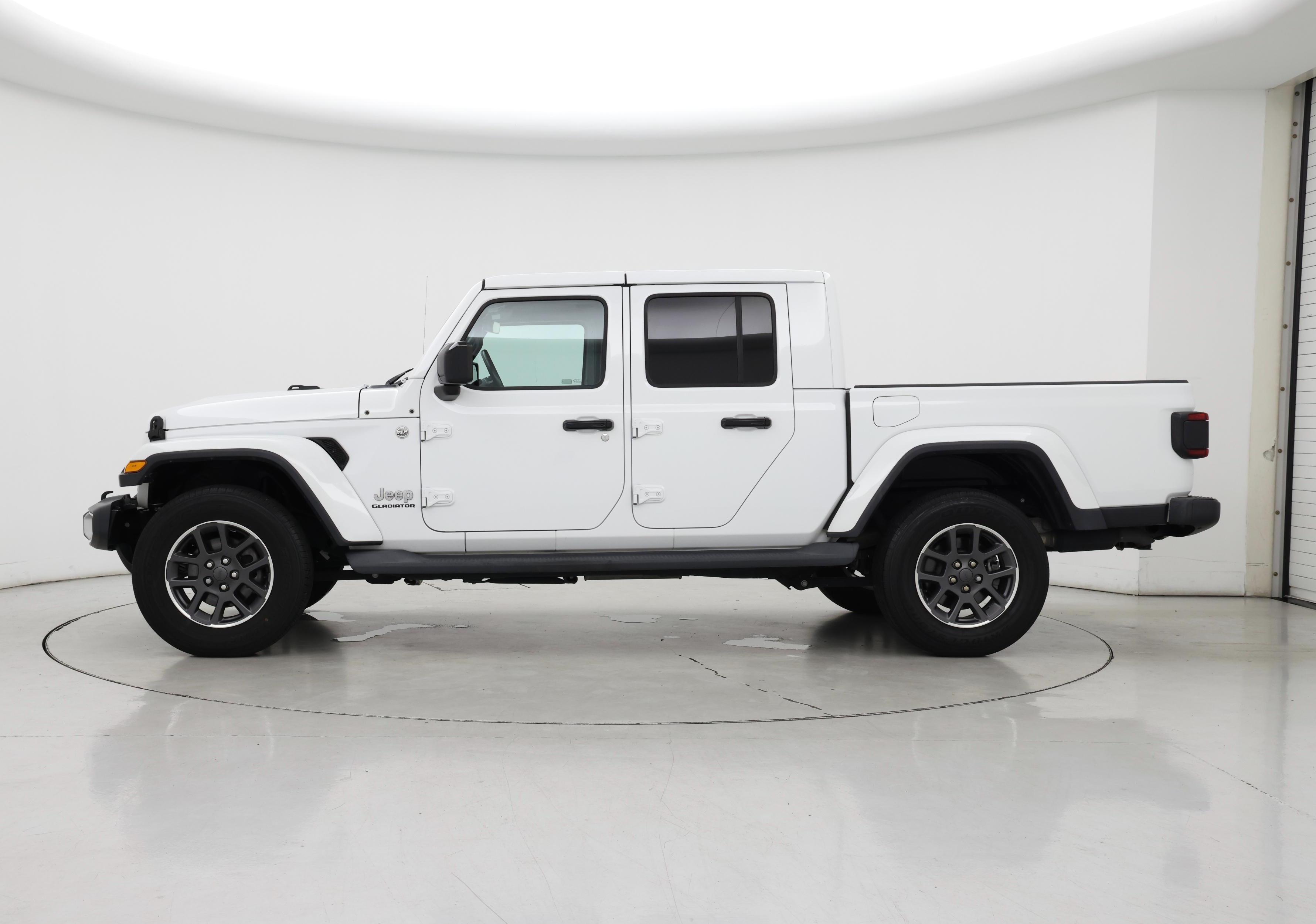 Thumbnail: 2020 Jeep Gladiator - 3