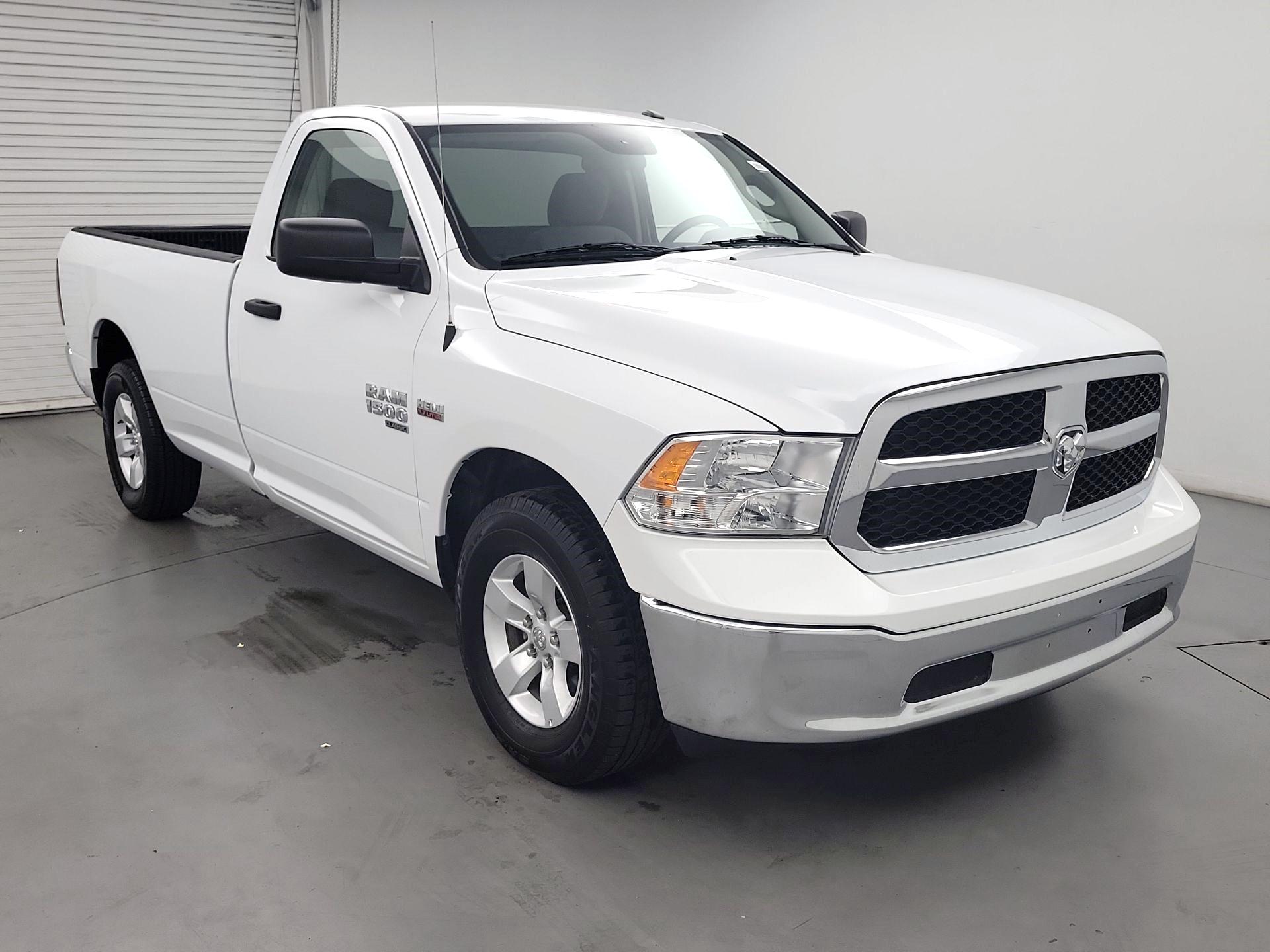 Thumbnail: 2022 RAM 1500 Classic - 1