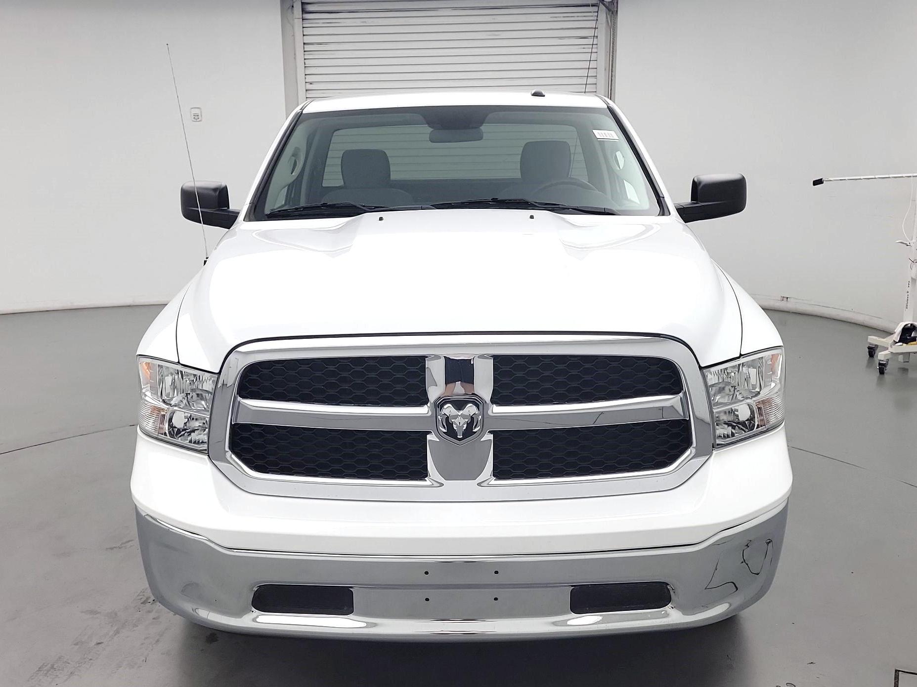 Thumbnail: 2022 RAM 1500 Classic - 2